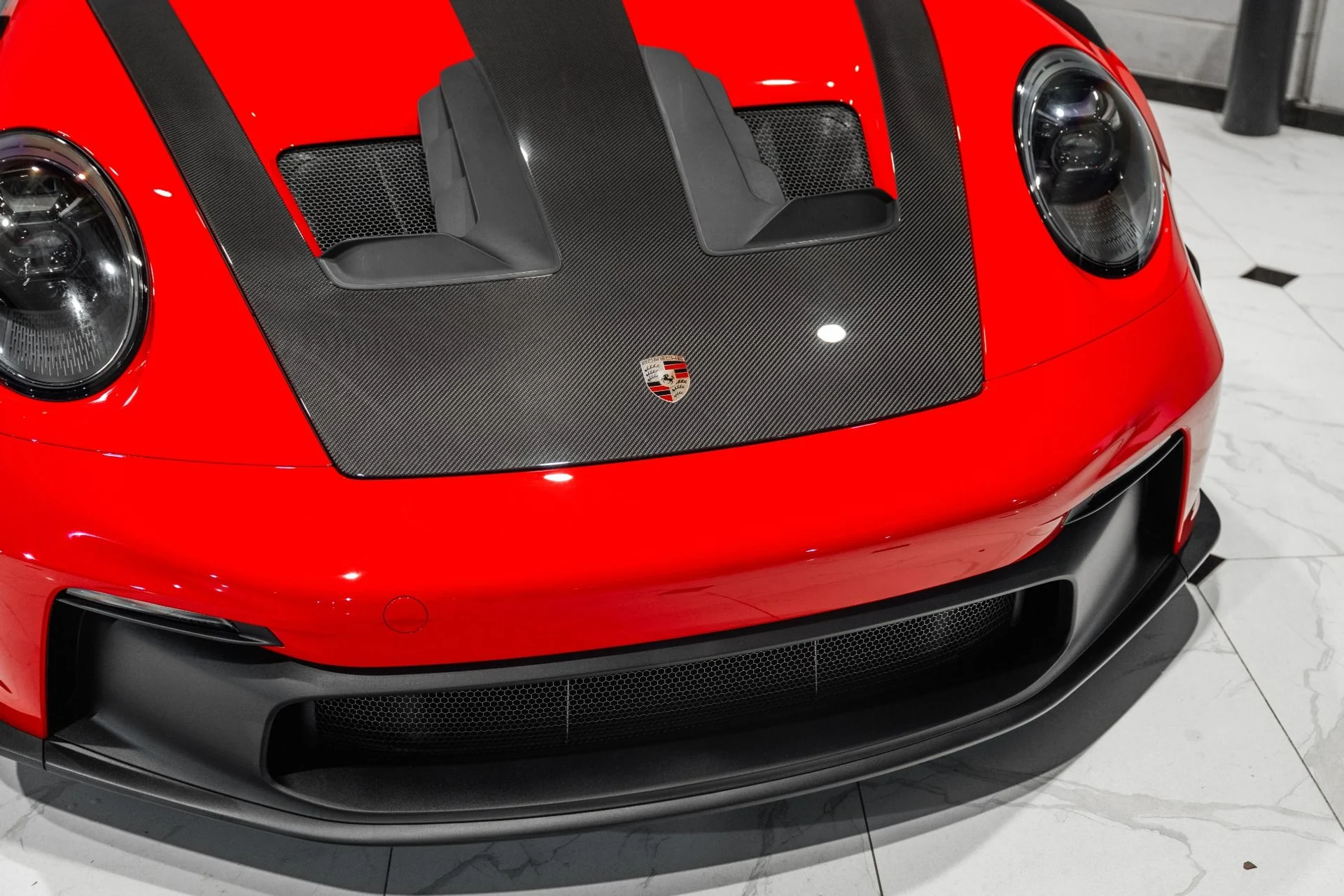 mph009_1983582614_Used_2024_Porsche_911_GT_3_RS_1761665497_434054fc71