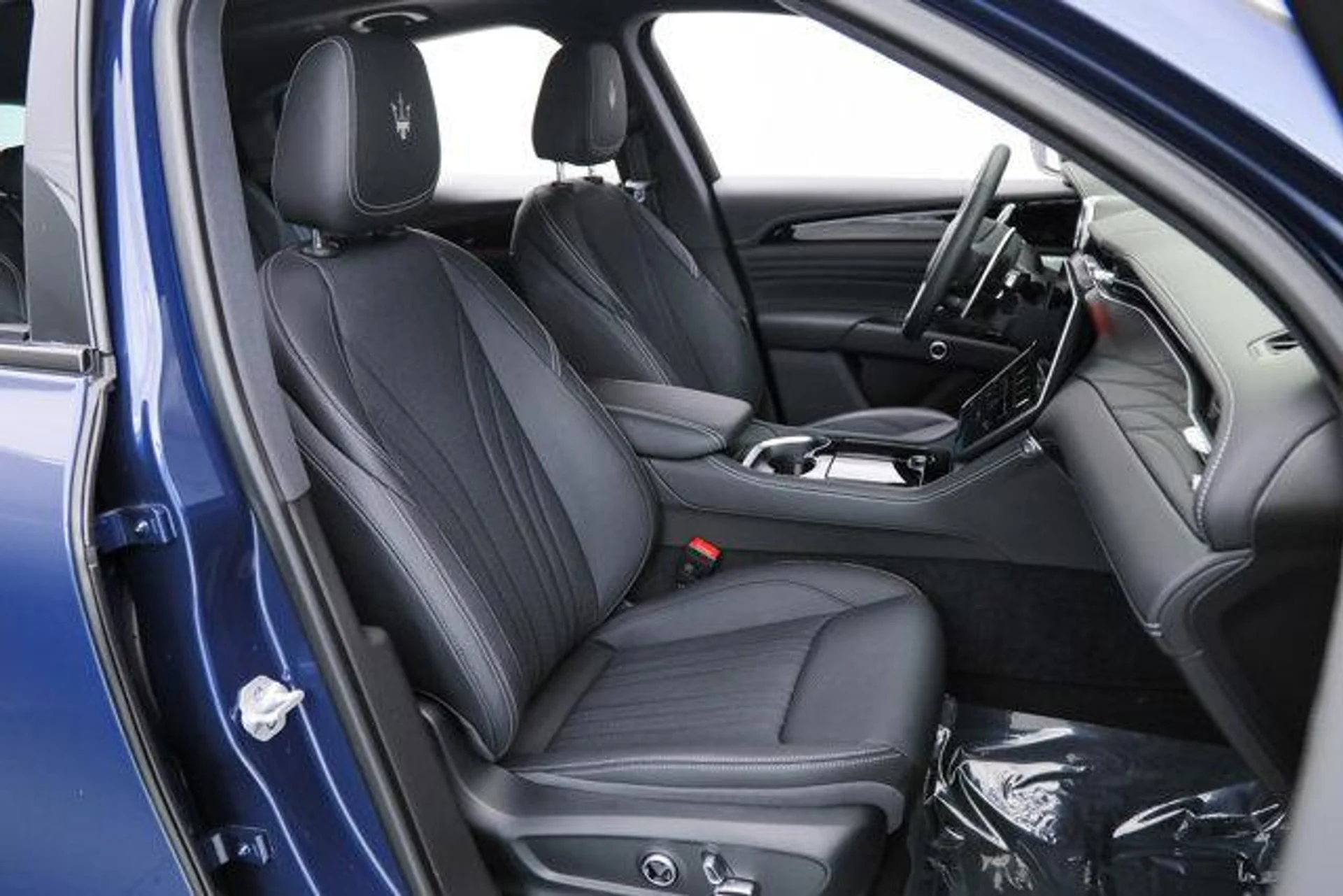 mph009_1983822073_M_If9_X2_Rt_ER_Lv6rd_B_Lr0c_Er_Ie_Aj4_798da4885b