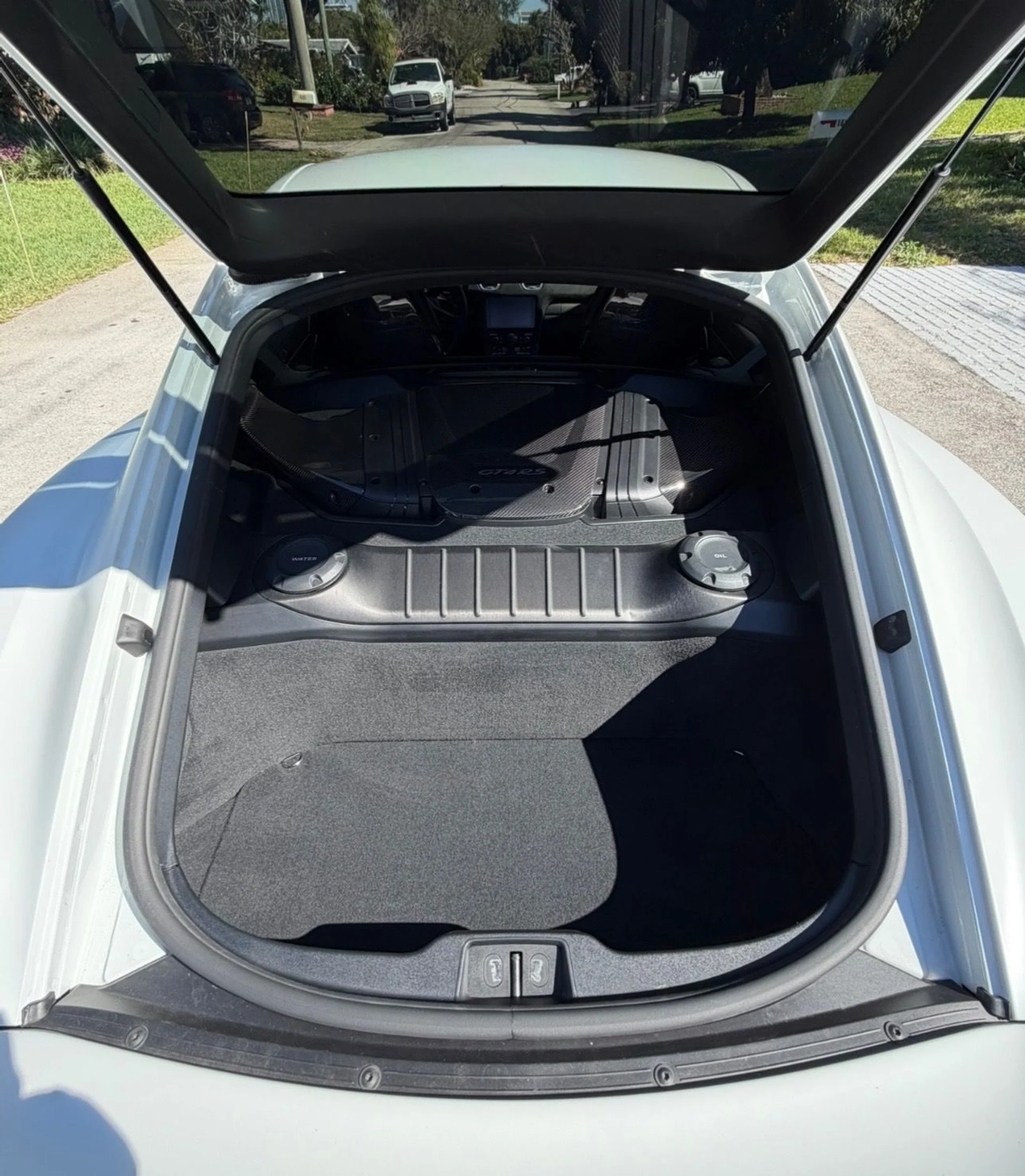 mph009_2009843856_Used_2024_Porsche_718_Cayman_GT_4_RS_1770065016_b25cae2602