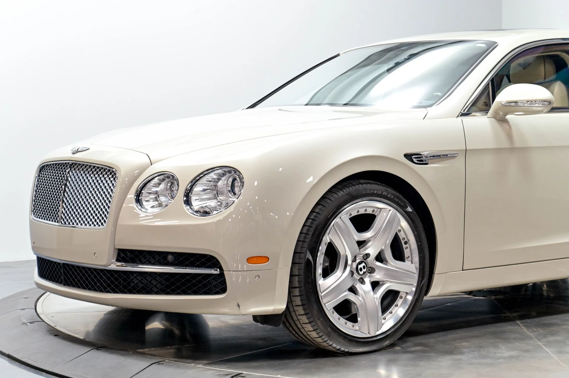 mph009_2011940246_Used_2015_Bentley_Flying_Spur_W12_1784214578_b5b9a71a48