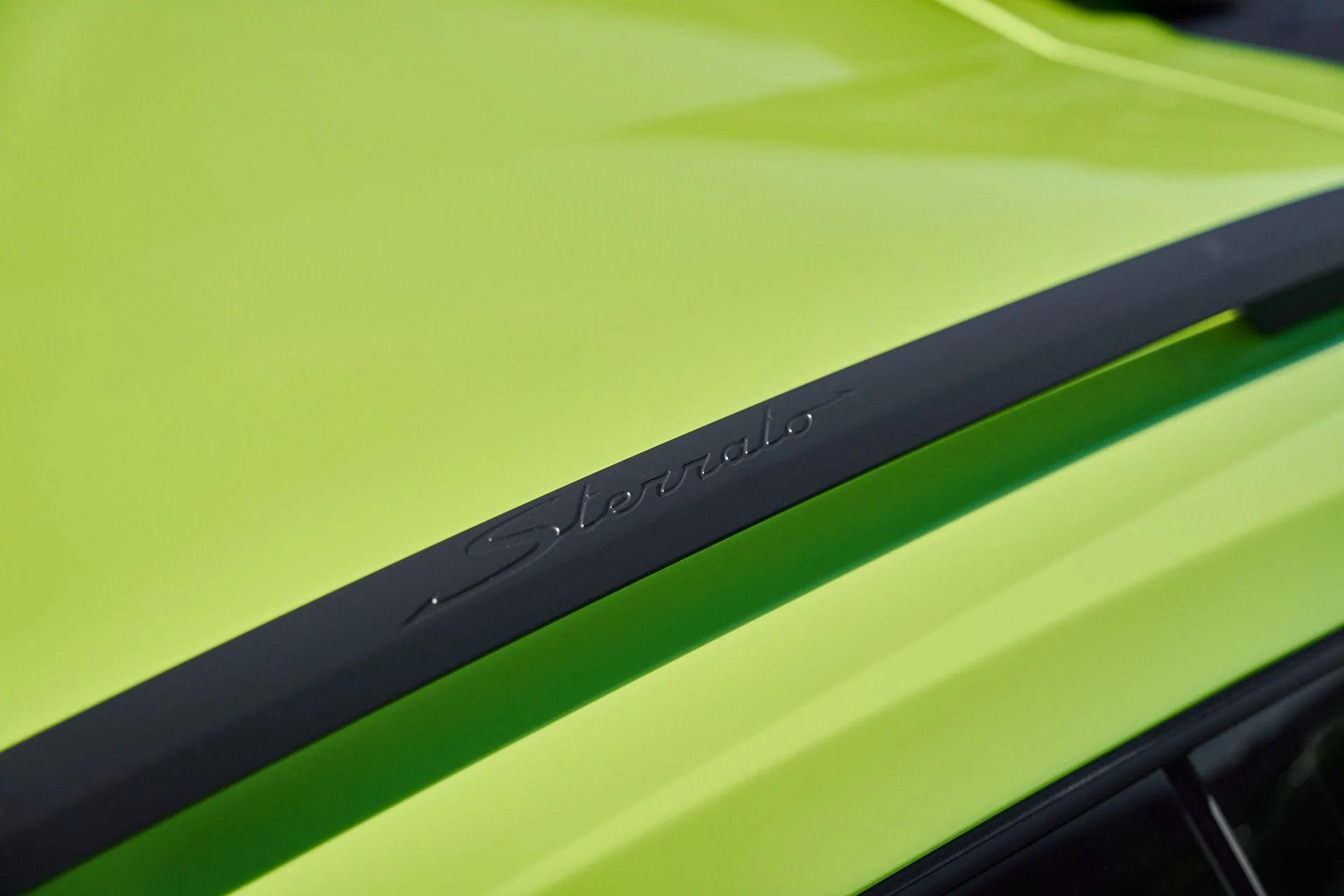 mph009_2019967288_Used_2024_Lamborghini_Huracan_Sterrato_Base_1767062372_5b10b719be