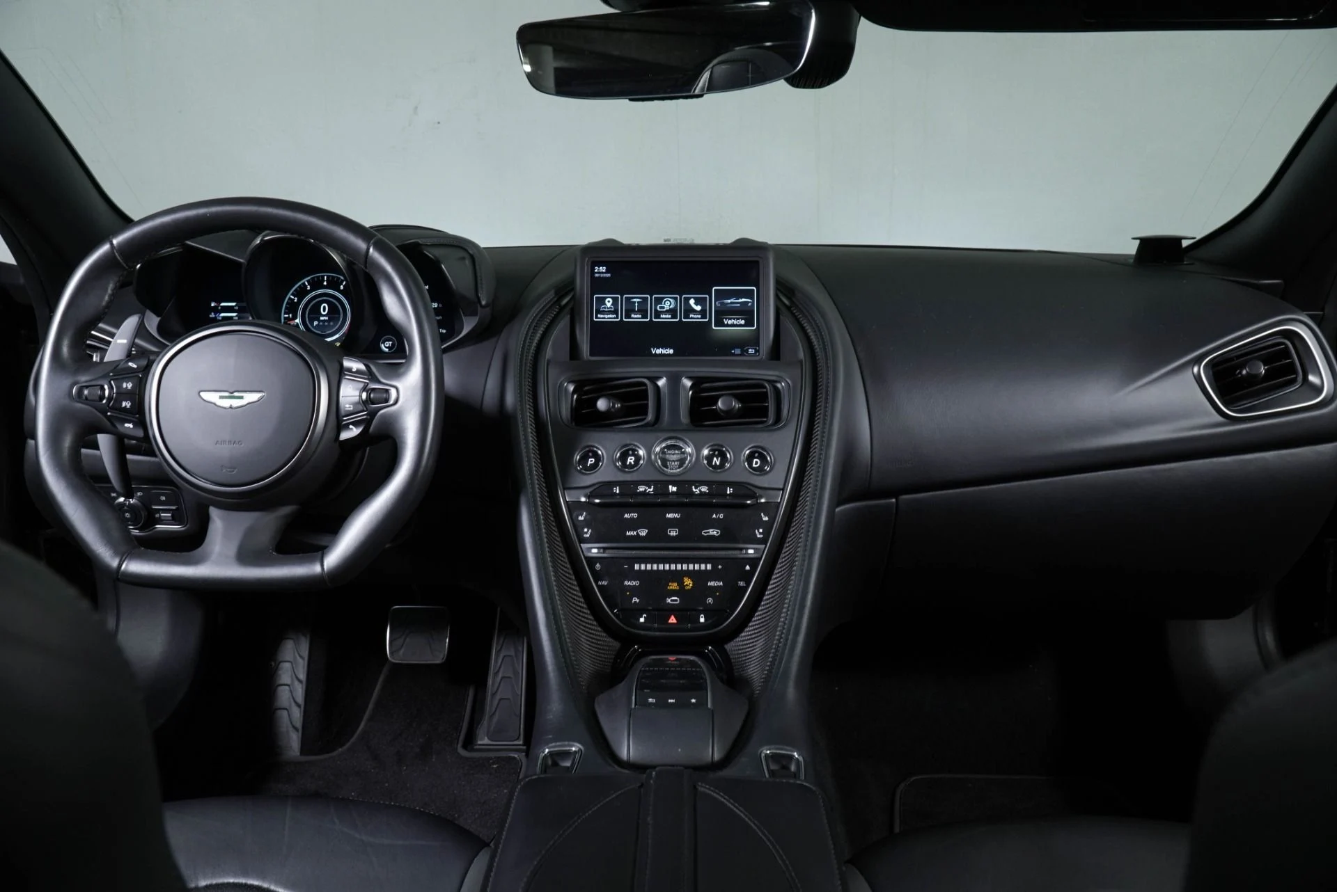 mph009_2029387337_Used_2020_Aston_Martin_DBS_Superleggera_1765307997_daf439dad2