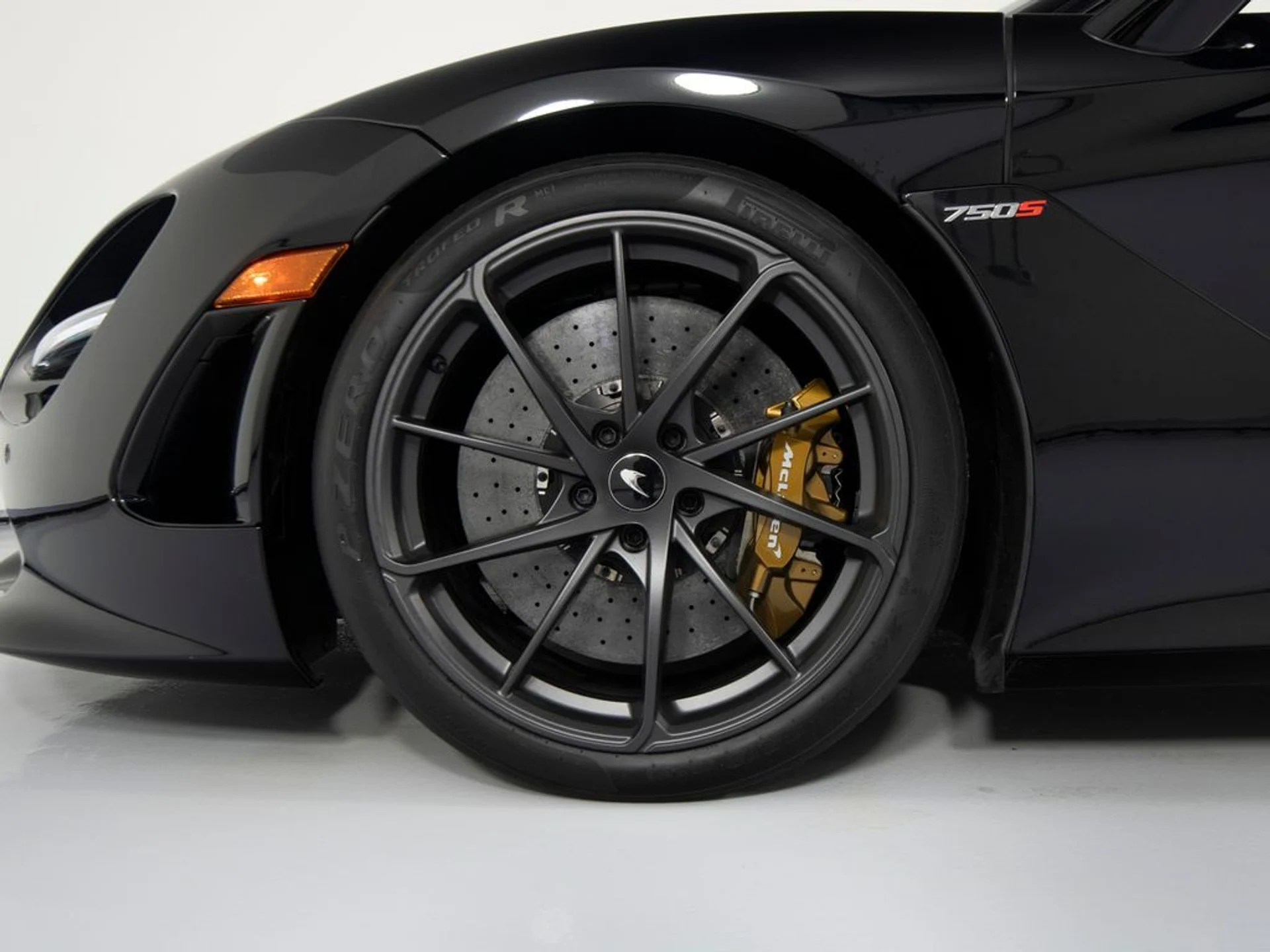 mph009_203225018_97eff8c9aecb9e7ed182fdc063937893x_63d2aada50