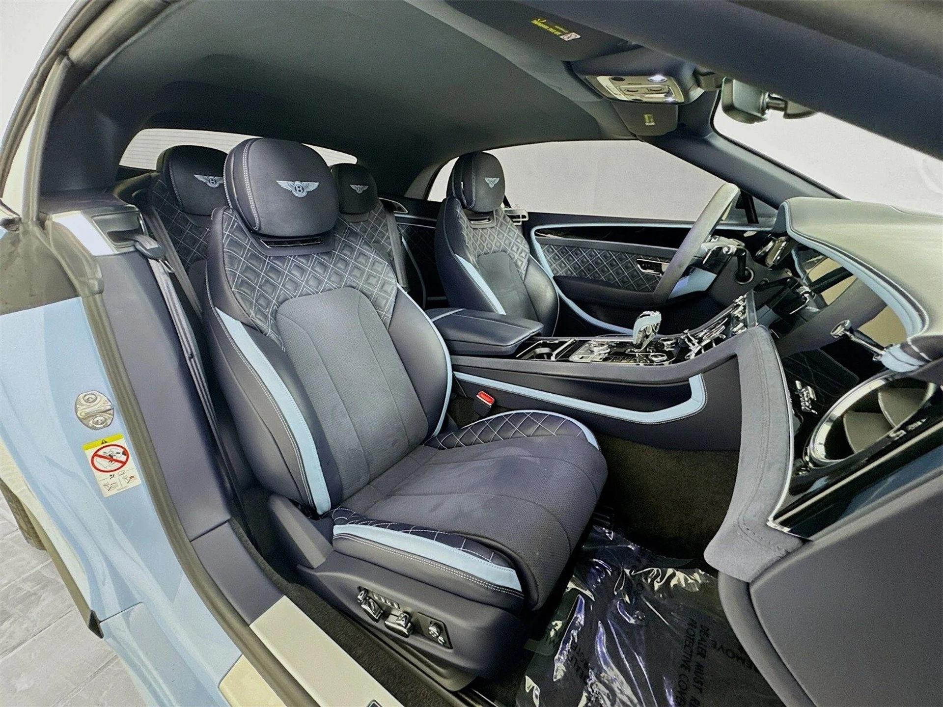 mph009_2032343044_4cf02bd84443fb9b652cadc1dbb610fex_e2af878426