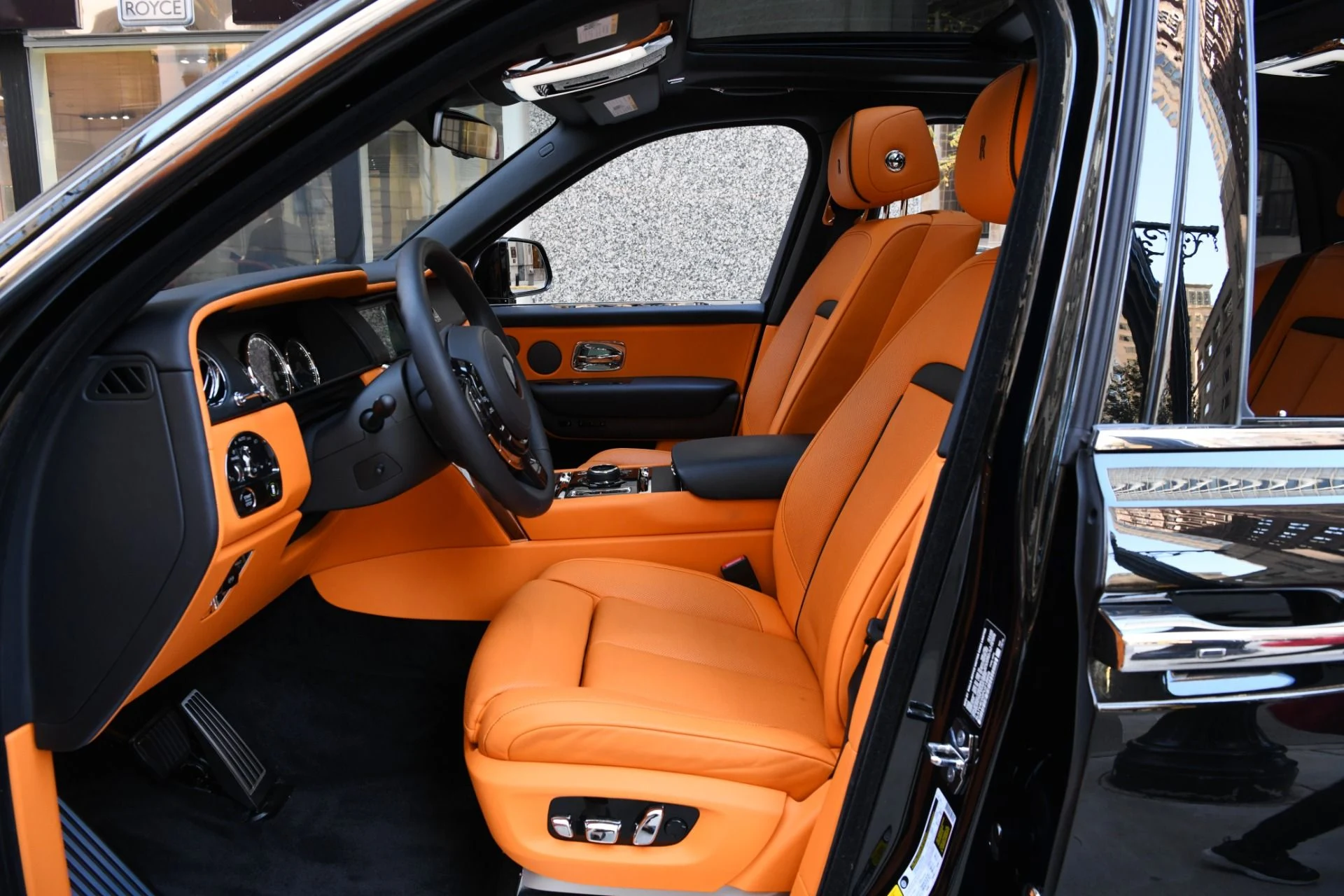 mph009_2043439548_11591_p11_l_d63186e7e2