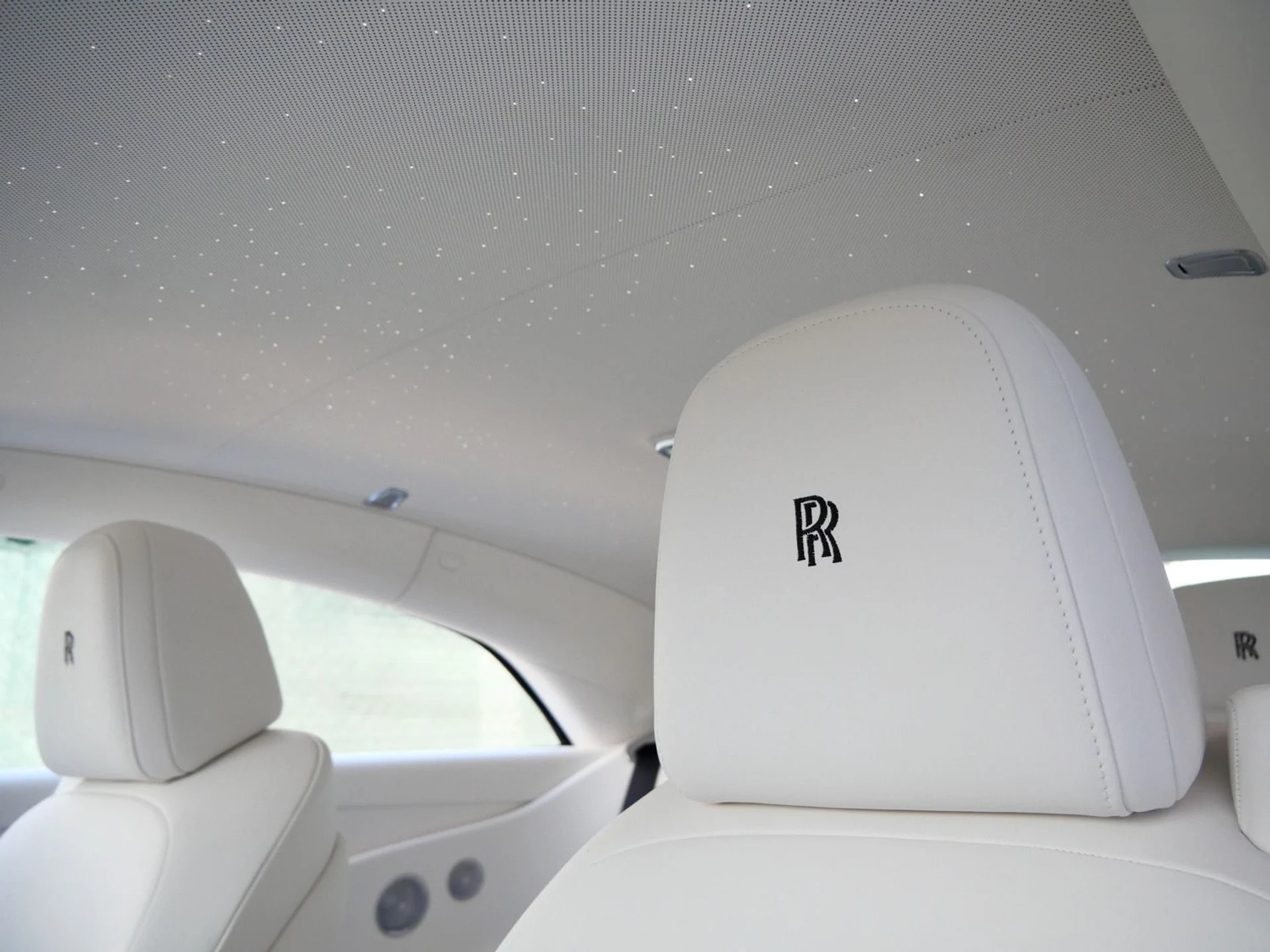 mph009_2044633108_3b07cefb1566144bdc9d54af93485152x_7eefbbf31a