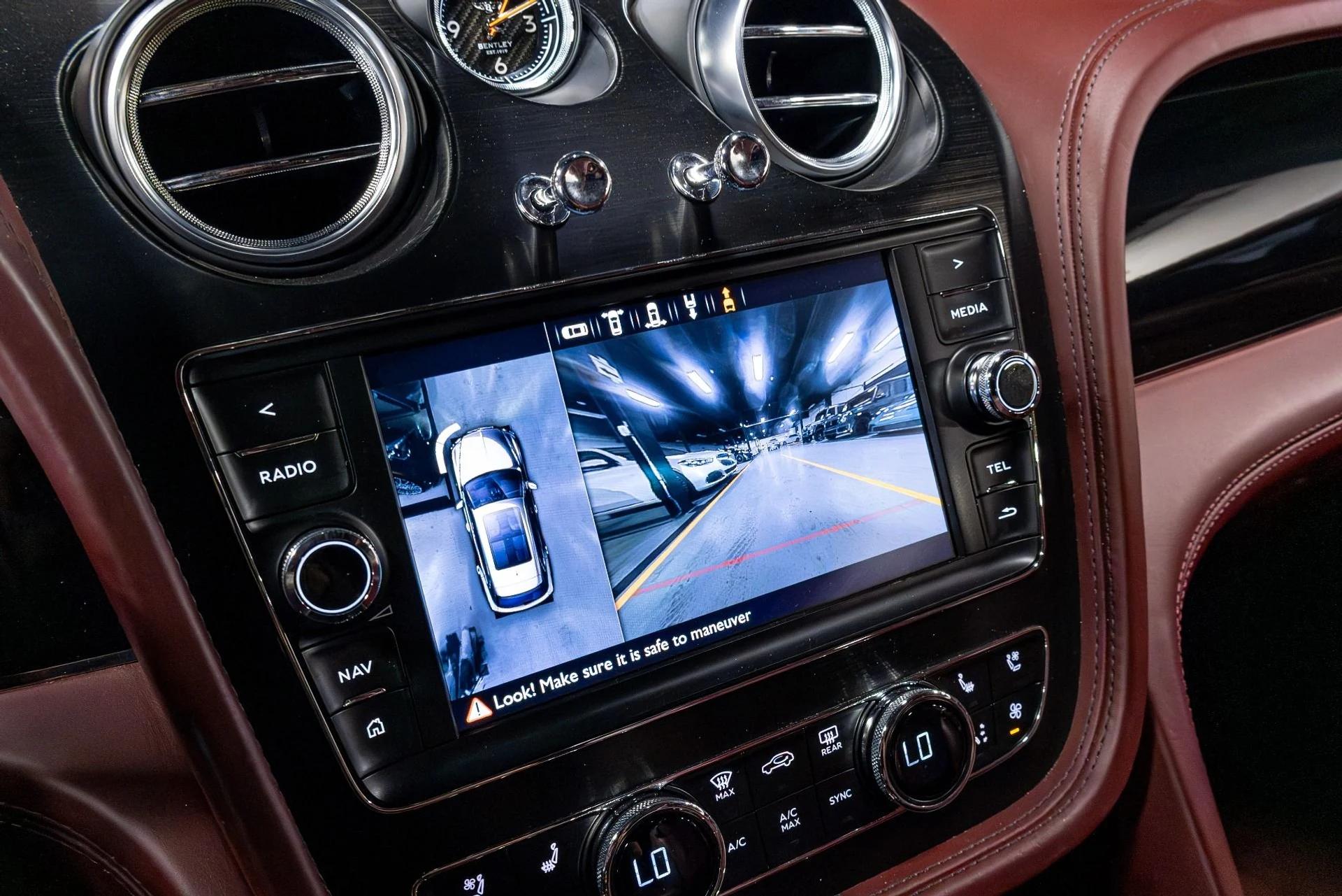 mph009_2045832958_Used_2020_Bentley_Bentayga_V8_1776285953_7a5b149cc7