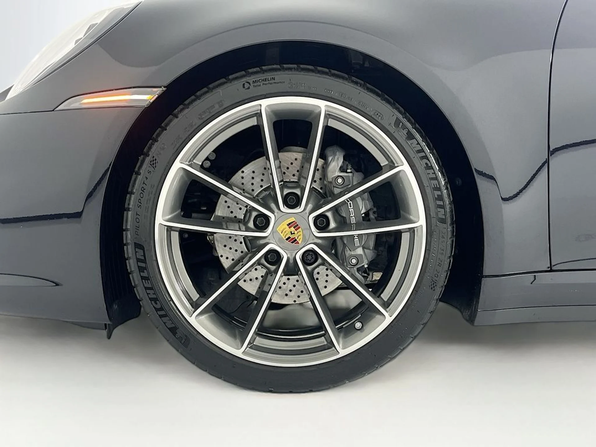 mph009_20461833_2f71be6ab6c38d47f2822b859b7ec91e_00dcf18451