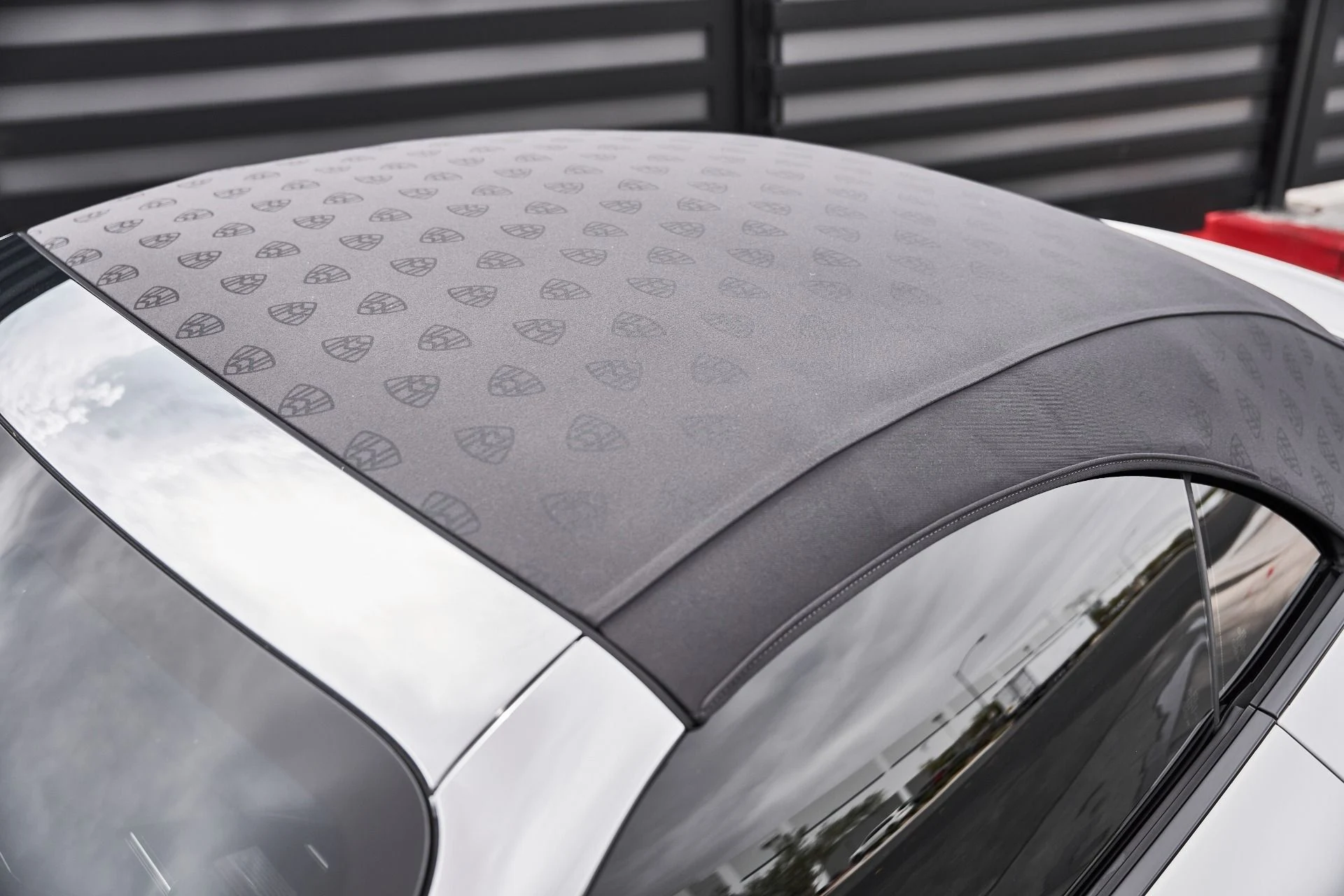 mph009_2055913412_Used_2026_Mercedes_Benz_SL_Class_Maybach_SL_680_1777159907_3396f14e8e