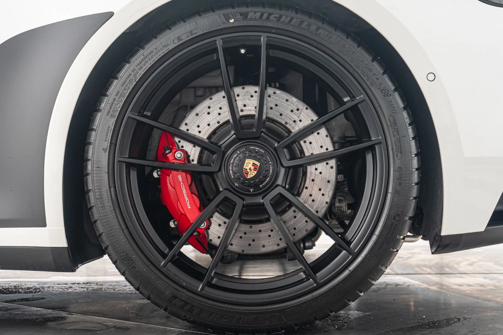 mph009_2056658487_Used_2023_Porsche_911_Carrera_4_GTS_1754326404_f55d2fe952