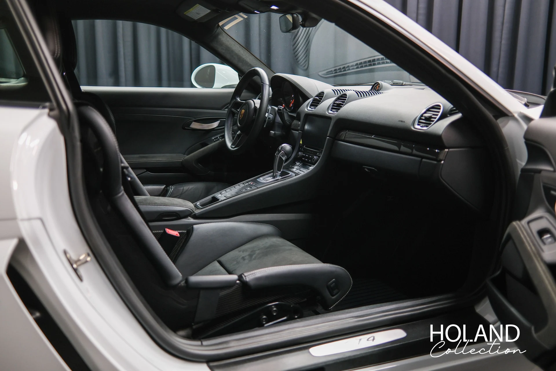 mph009_2056719467_28041dc9_db4b_4e05_8956_249a9c7414b1_c169611882