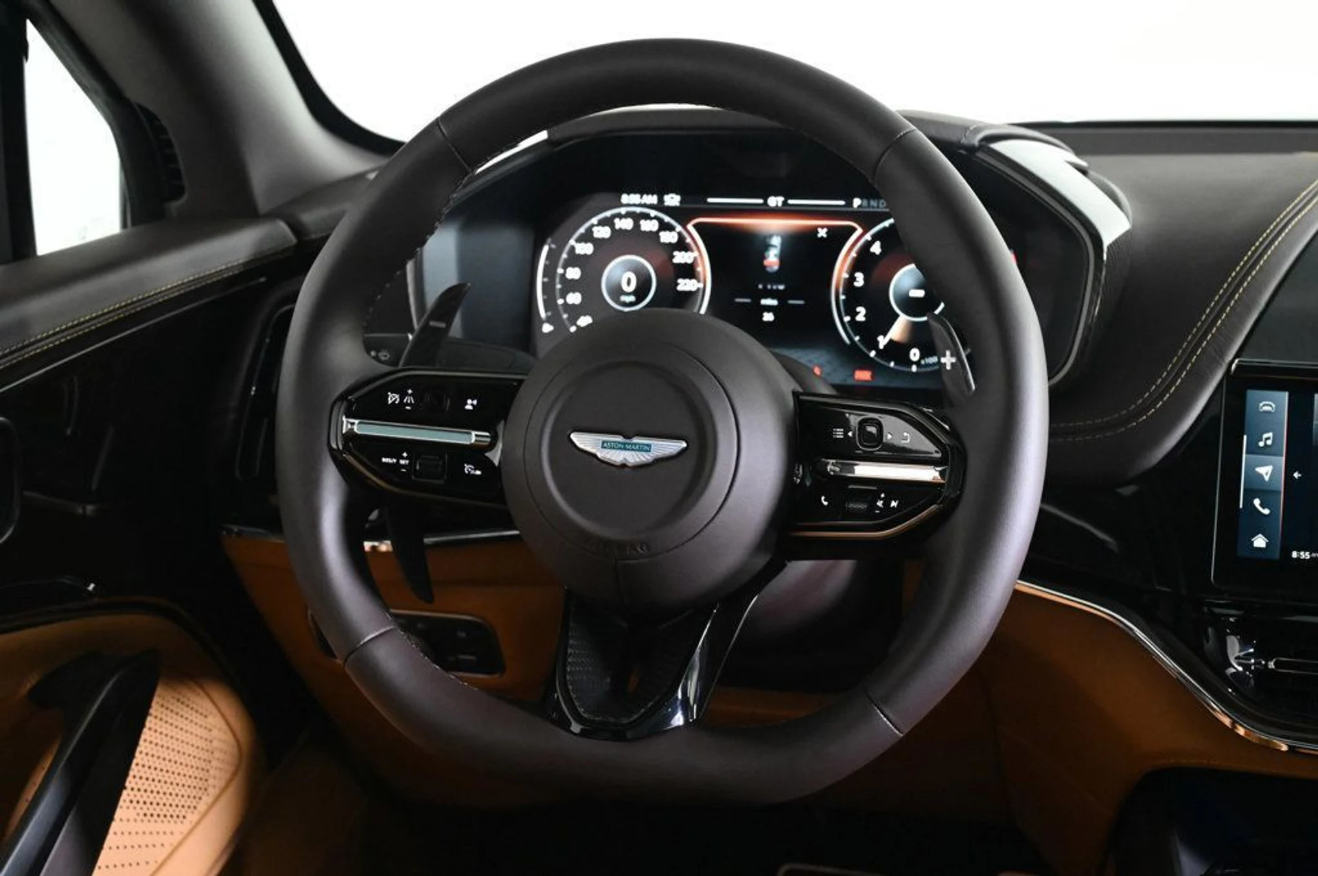 mph009_2057819042_new_2026_aston_martin_dbx_707awd_11350_22968765_10_1024_628f9e5ca6