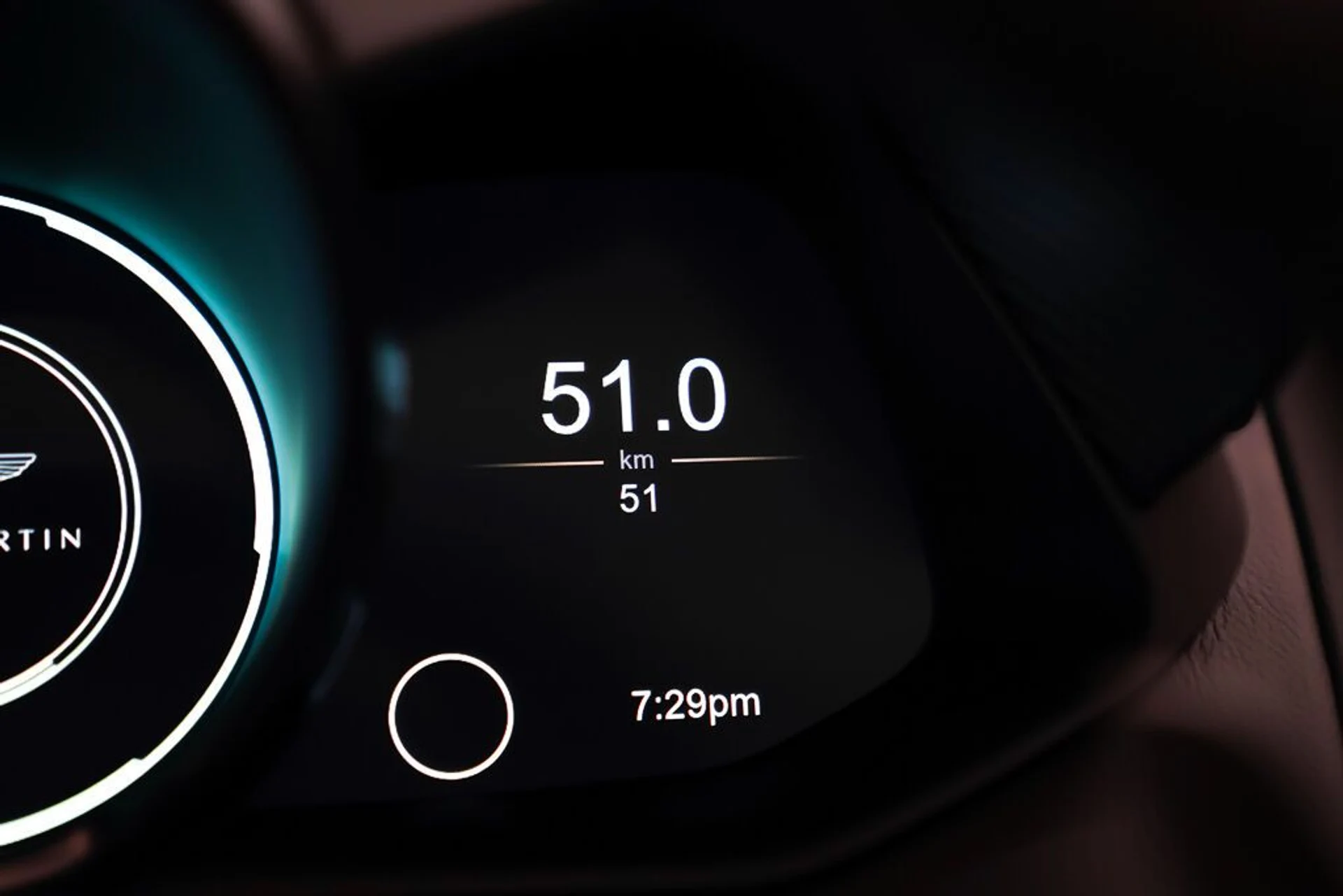 mph009_2061504559_aston_martin_vantage_2023_jpg_v_1773863537_80c5f25d1e