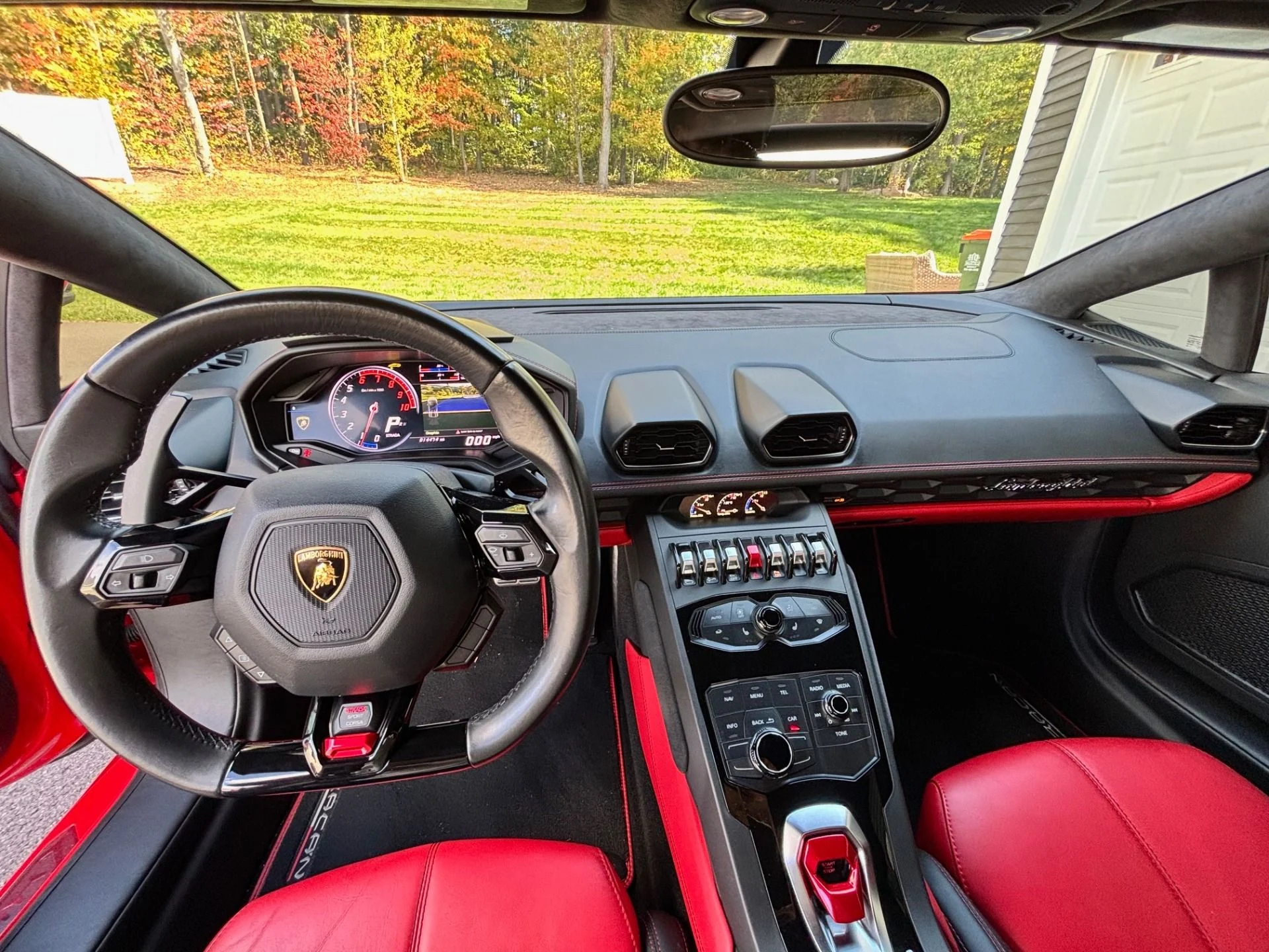 mph009_2071351766_Used_2017_Lamborghini_Huracan_LP_610_4_Spyder_1759940124_069771c866