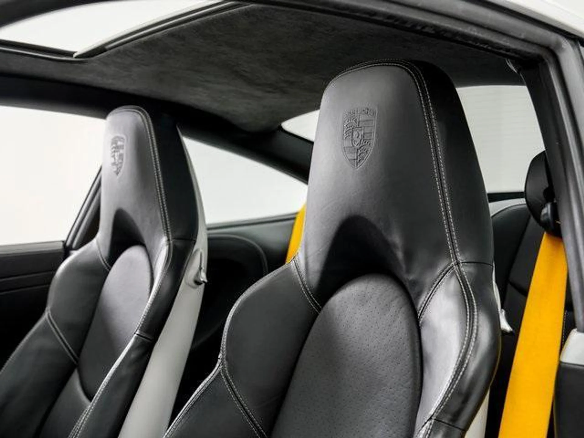 mph009_2072728566_5_D9gh_I1zb_ZD_Kxp0y223_Luxn18_Fs_a7b6ca7f82