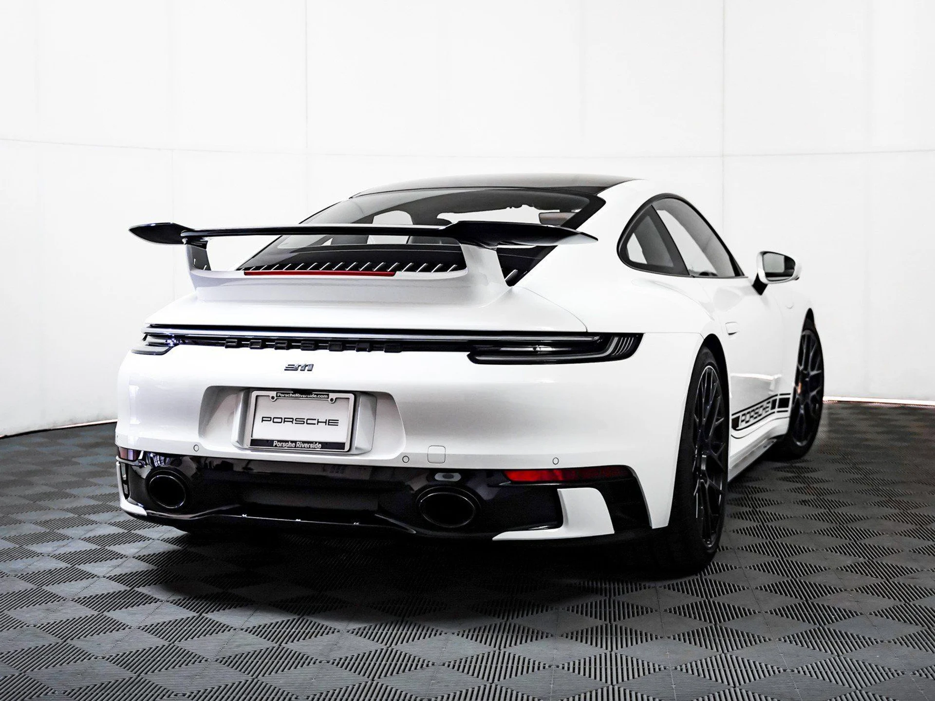 mph009_2081593166_df24b233193349e06445d7e3b7ee235d_0a3d1339d1