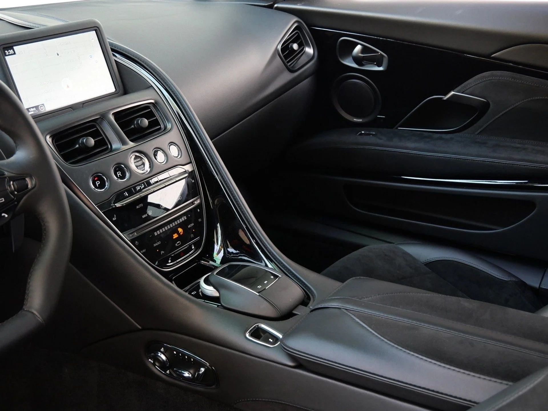 mph009_2082129152_3c9eea26c5fc8bee8e9808c0ab10fc57x_b07bd5db38