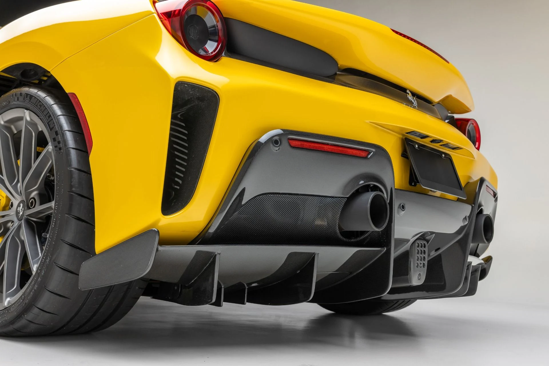 mph009_2088834456_13163_p10_l_55ee2e67ee