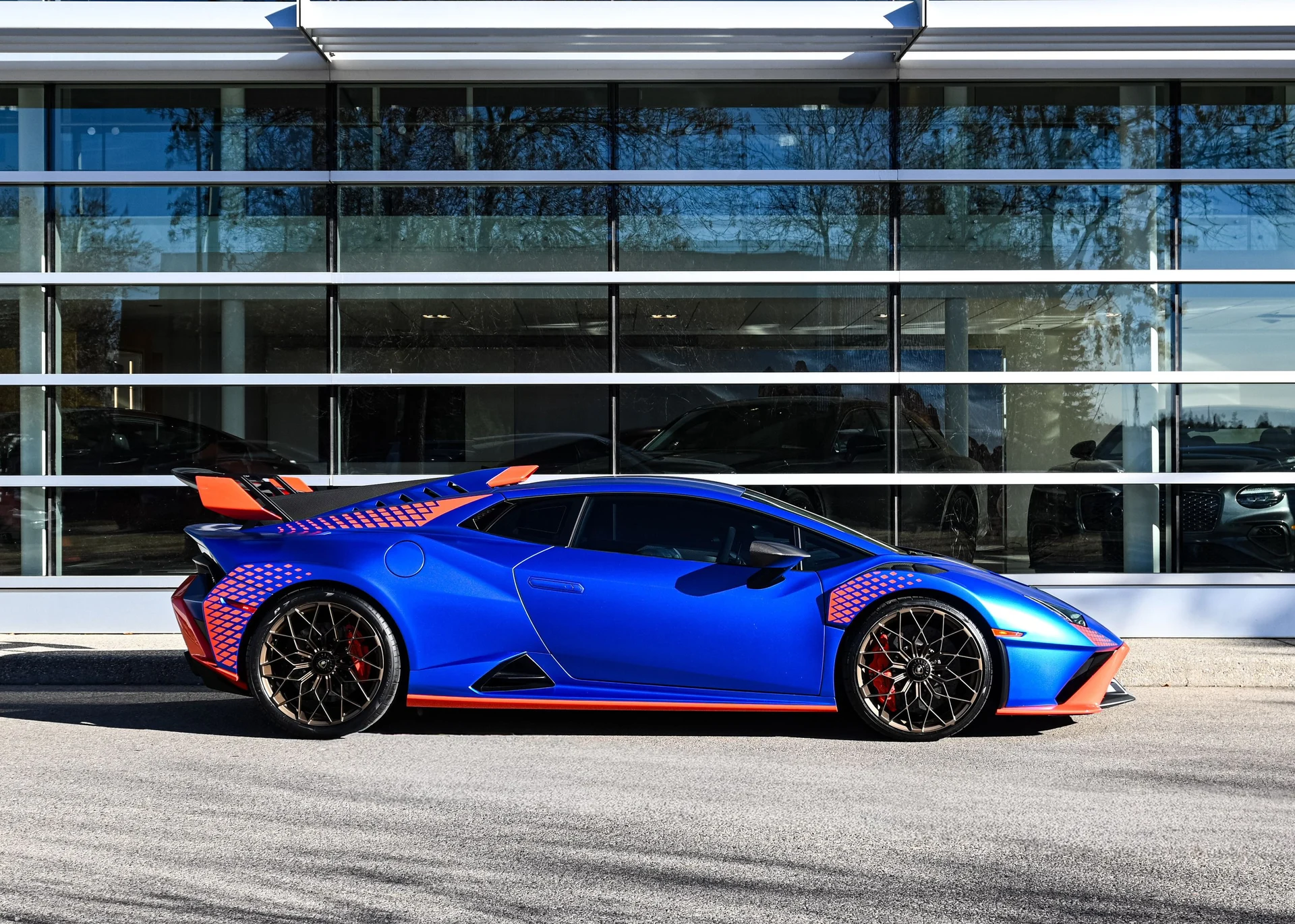 mph009_2091967410_69058a48_e0dc_4ae6_8383_d307c9088d30_4ff7057041