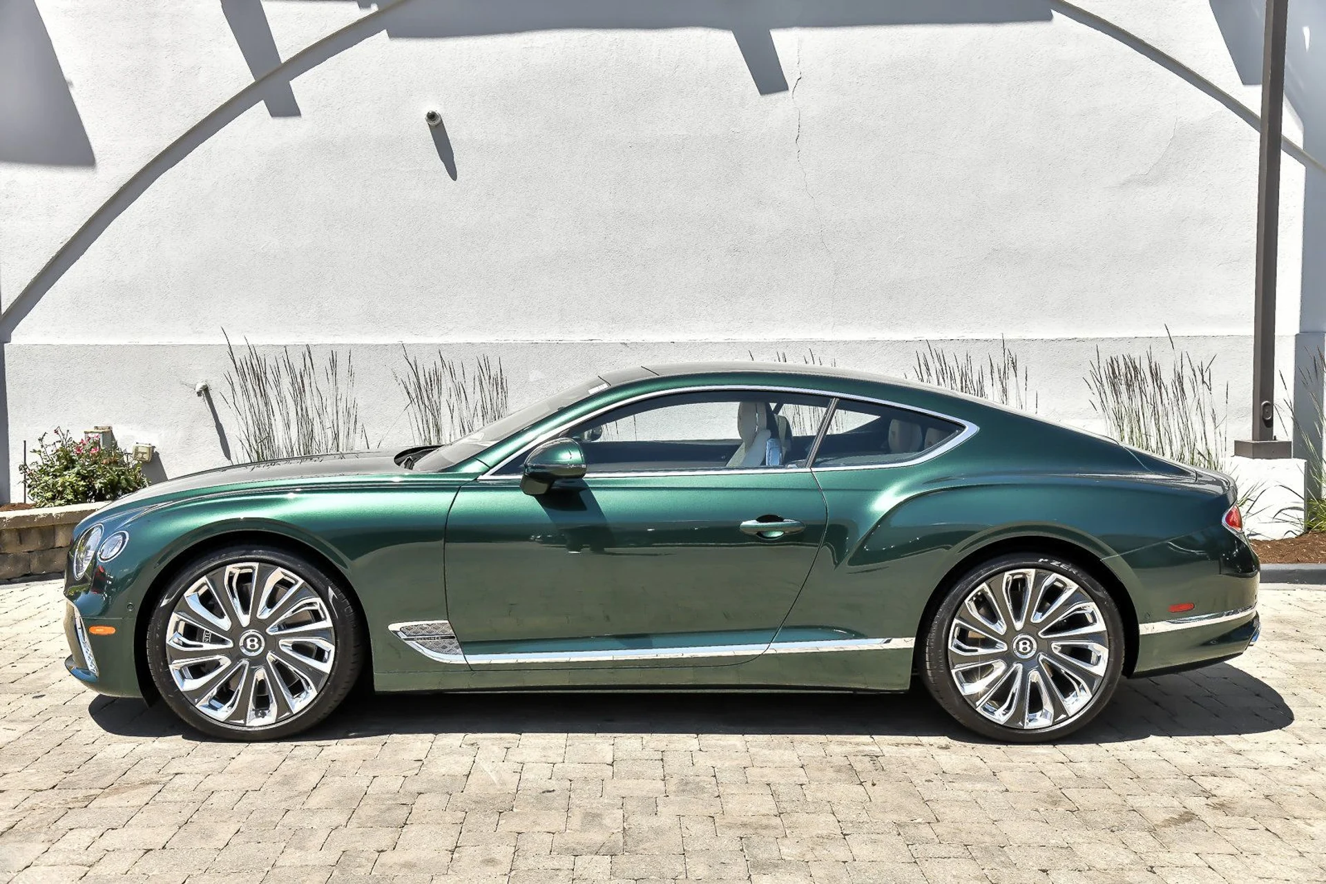 mph009_2095762179_16ecd761c5a942b248effedb12f50813x_e0ccba3006