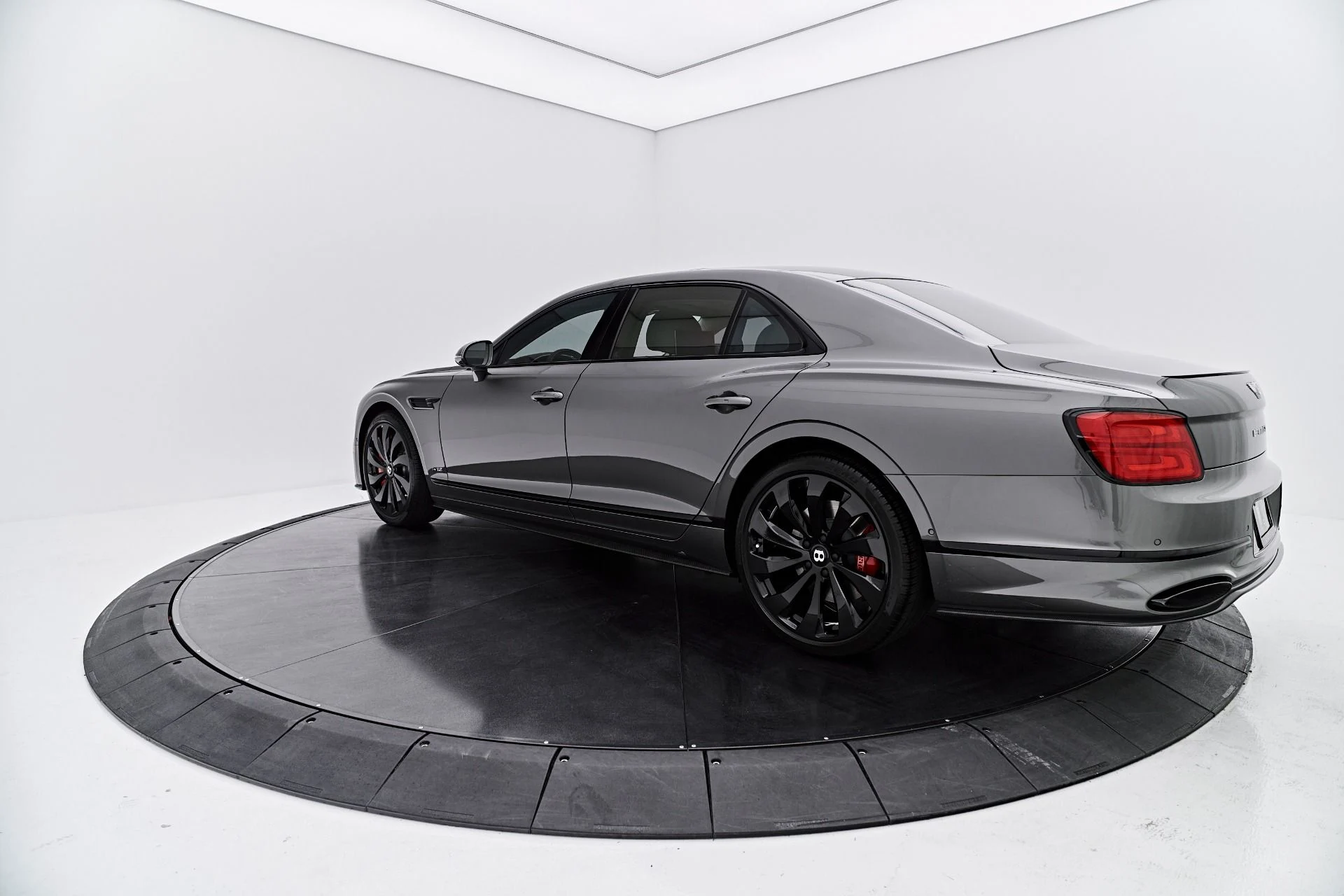 mph009_2099011147_Used_2022_Bentley_Flying_Spur_W12_1786226153_33321a8c61