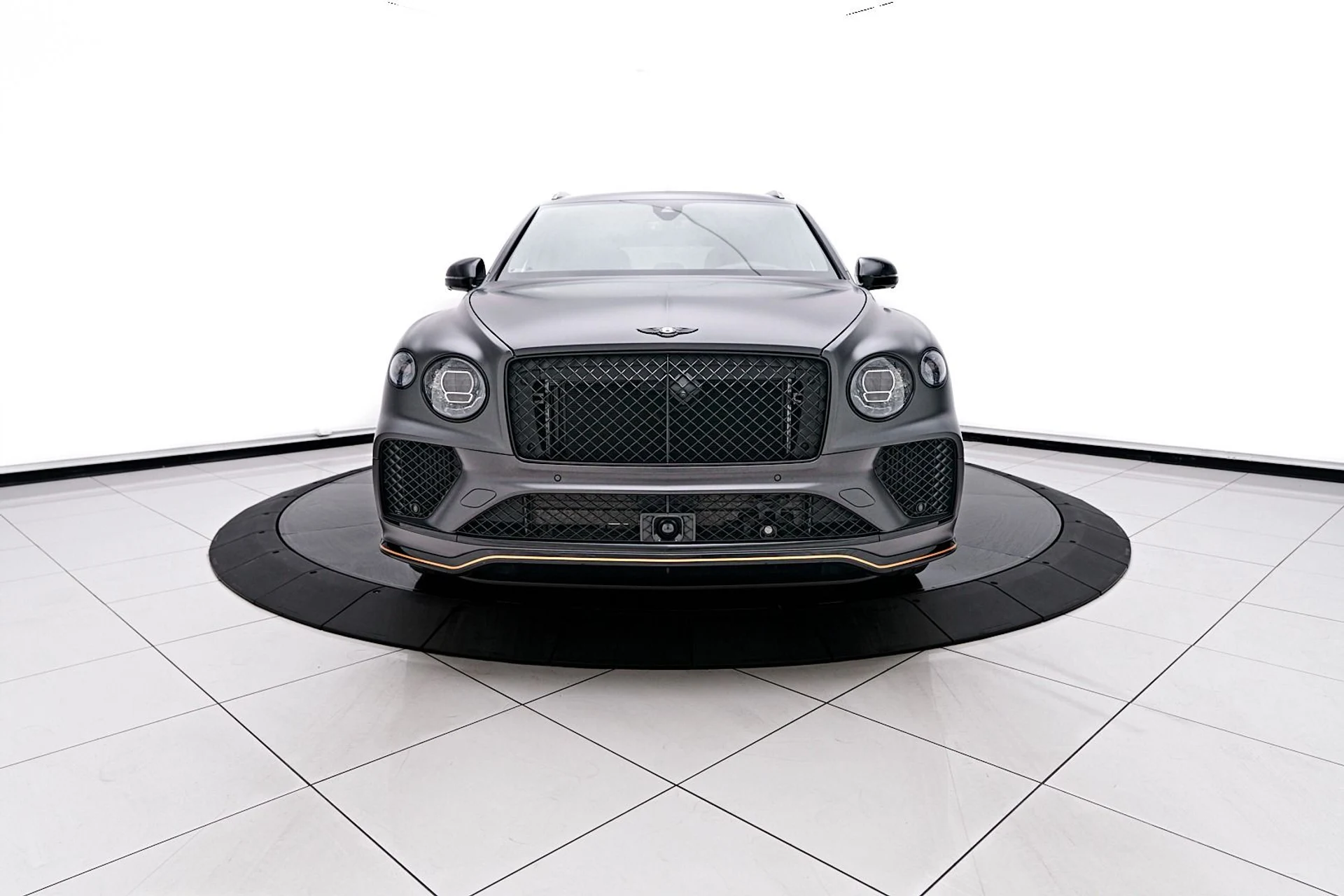 mph009_2101840513_Used_2025_Bentley_Bentayga_S_Black_Edition_1738363048_dedf8ee1a5