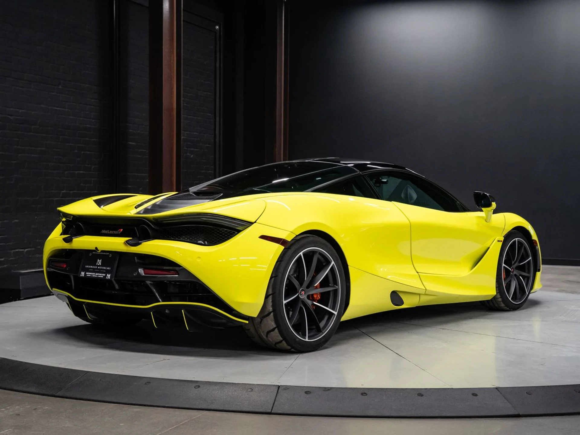 mph009_2102147393_mclaren_720s_2018_729d727cad