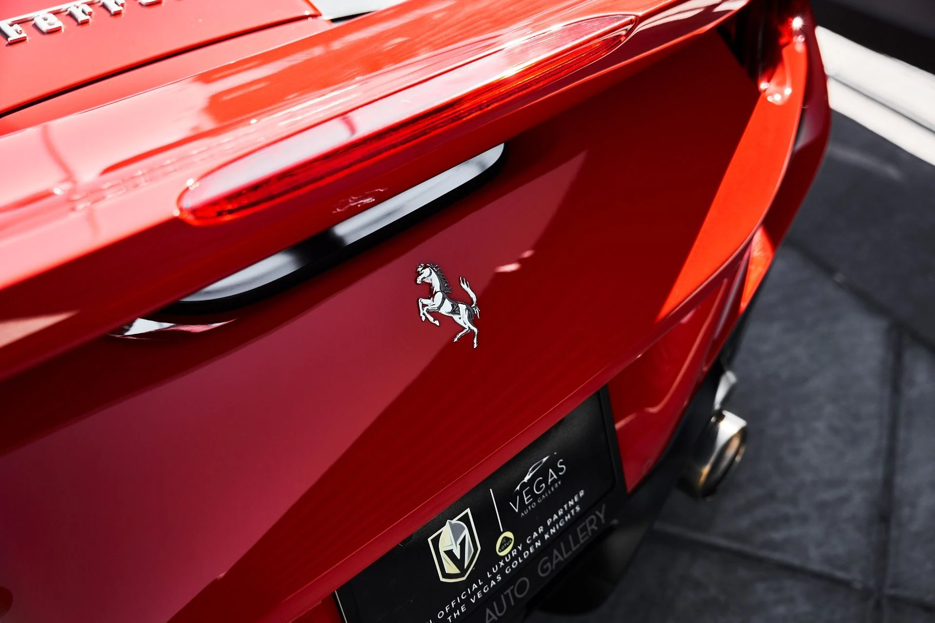 mph009_2103576849_Used_2023_Ferrari_F8_Spider_Base_1774742596_0f1480738a