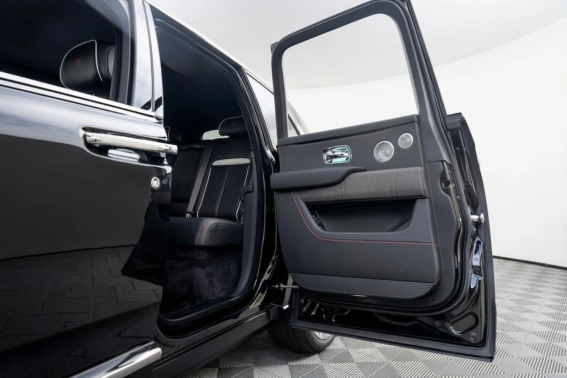 mph009_2105755357_507889728_69ccdbfb5079f6187bd8f364_cb71682af1