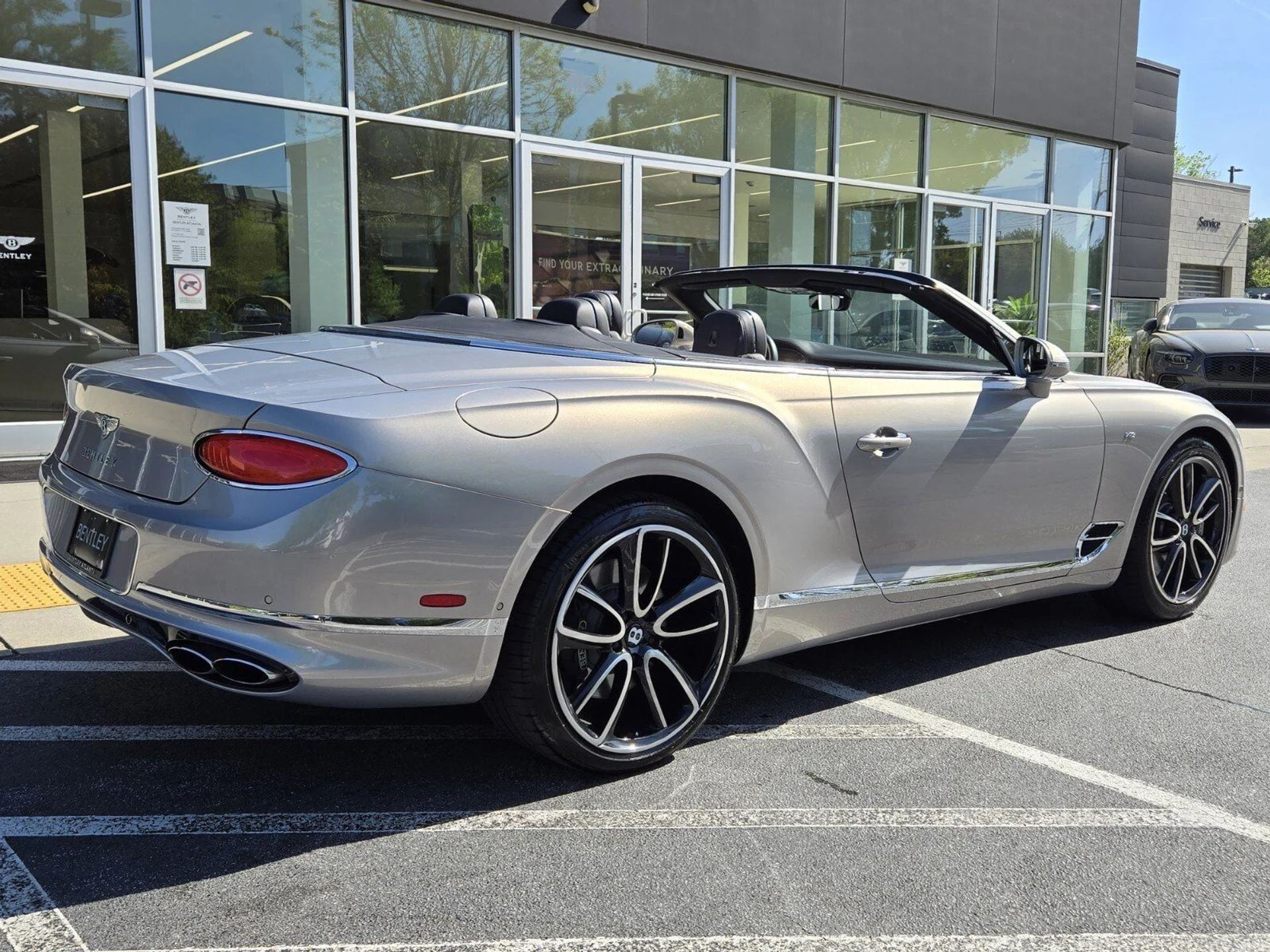 mph009_211568227_77fd96fca75be3aa061cfbb44577e3bex_ab1863aec5