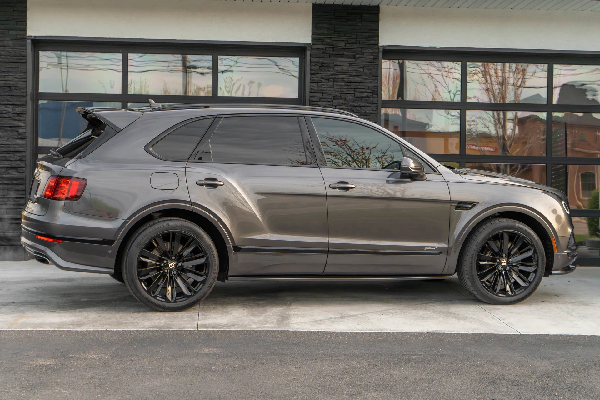 mph009_2115828014_10_630fb2936c