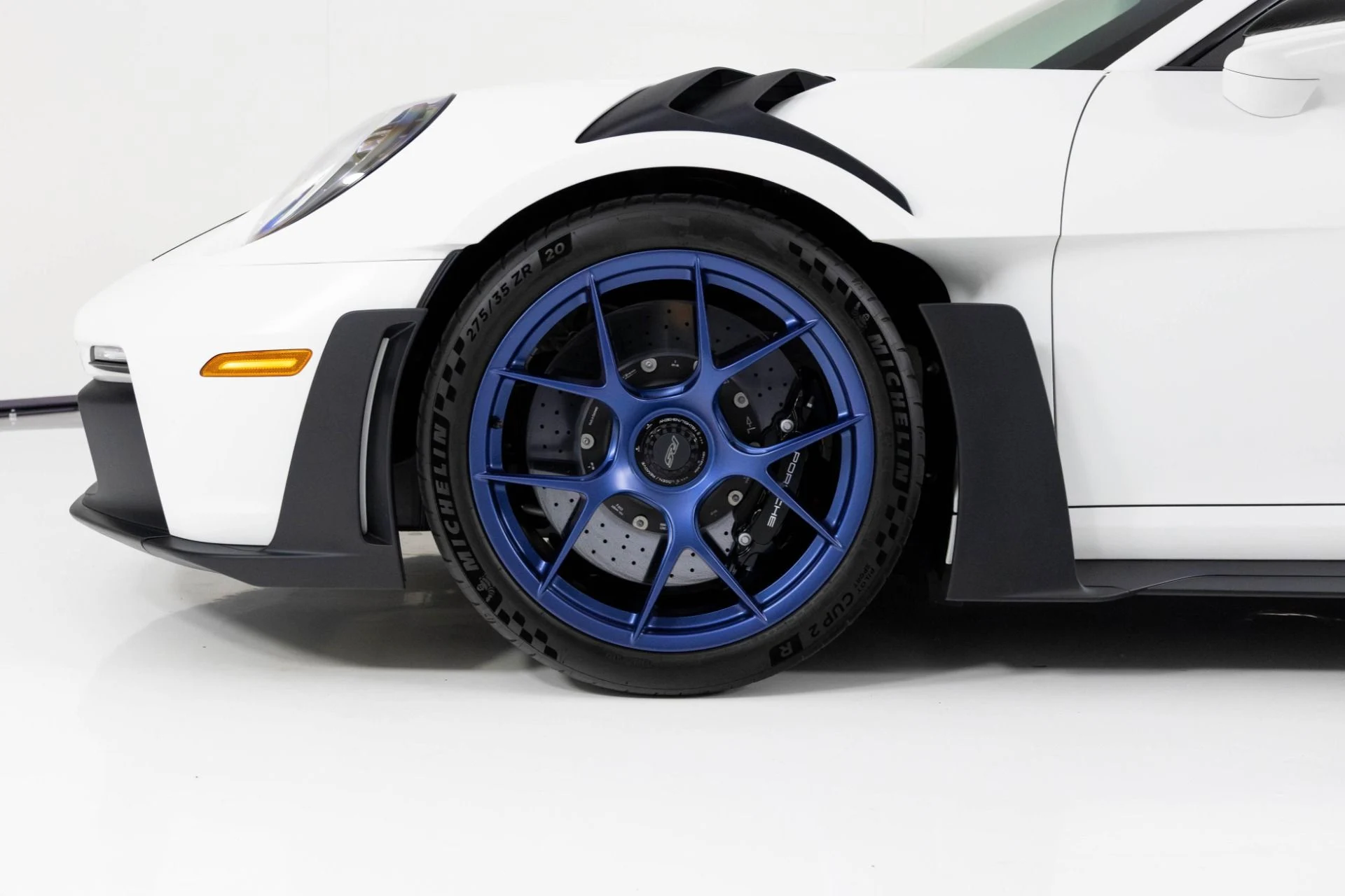 mph009_2121673282_Used_2024_Porsche_911_GT_3_RS_1763426460_1b7c5c1fed