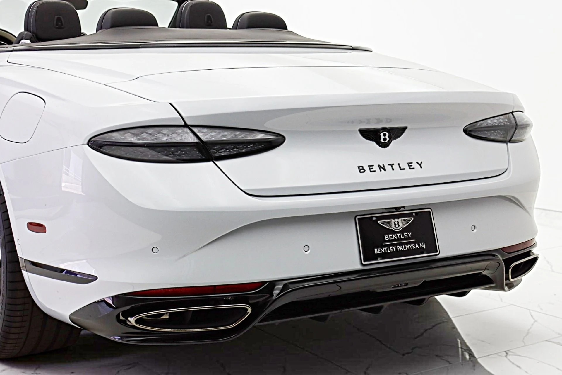 mph009_2123112075_New_2026_Bentley_Continental_GTC_S_26c3dddc79