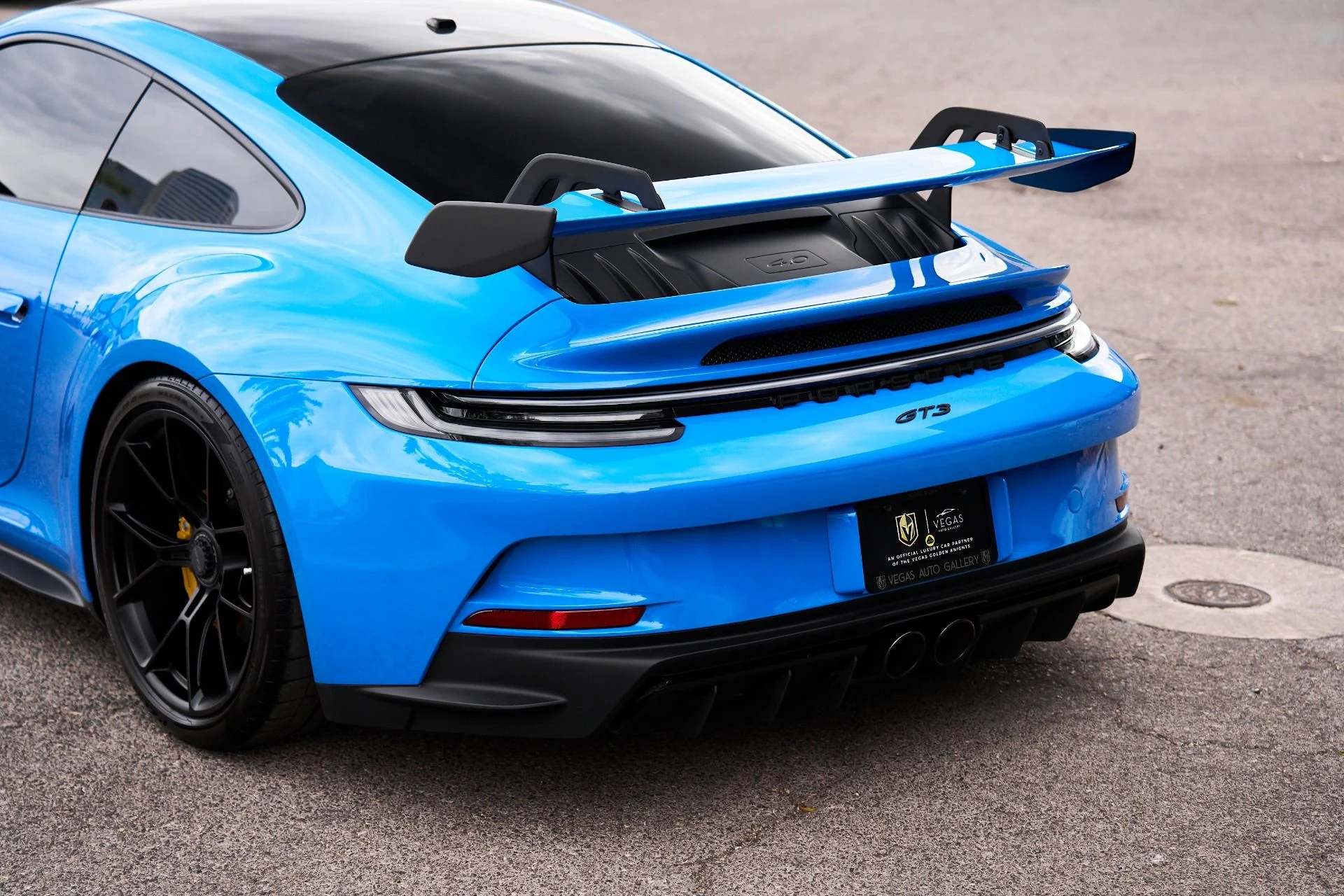 mph009_2141056435_Used_2022_Porsche_911_GT_3_1757034802_b9d0ee8337