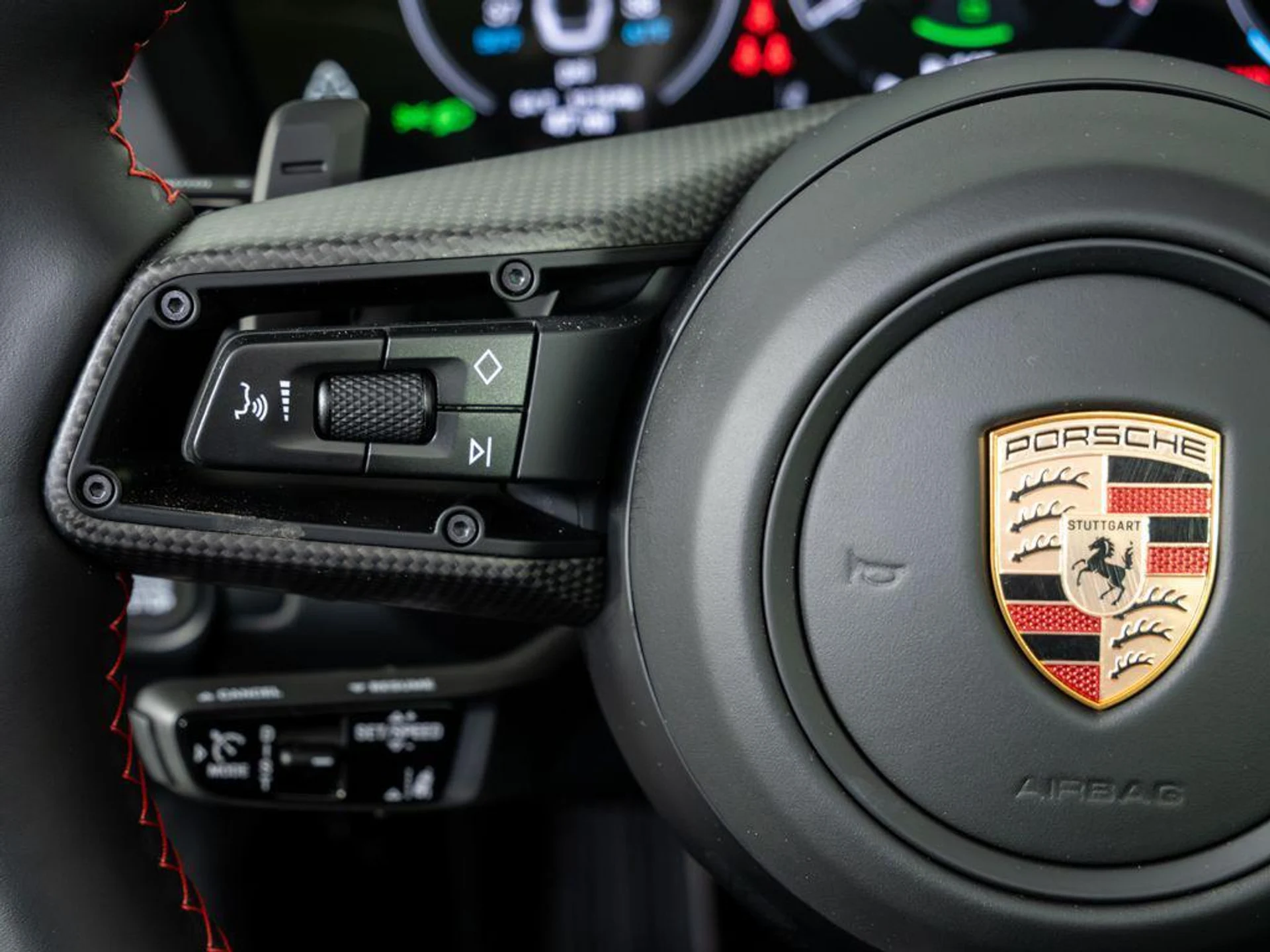 mph009_2152413566_Zw3_Rss_AU_0oe_Y9m_ZIO_8_Z2_T_Xv4_Jkg_6070aa9083