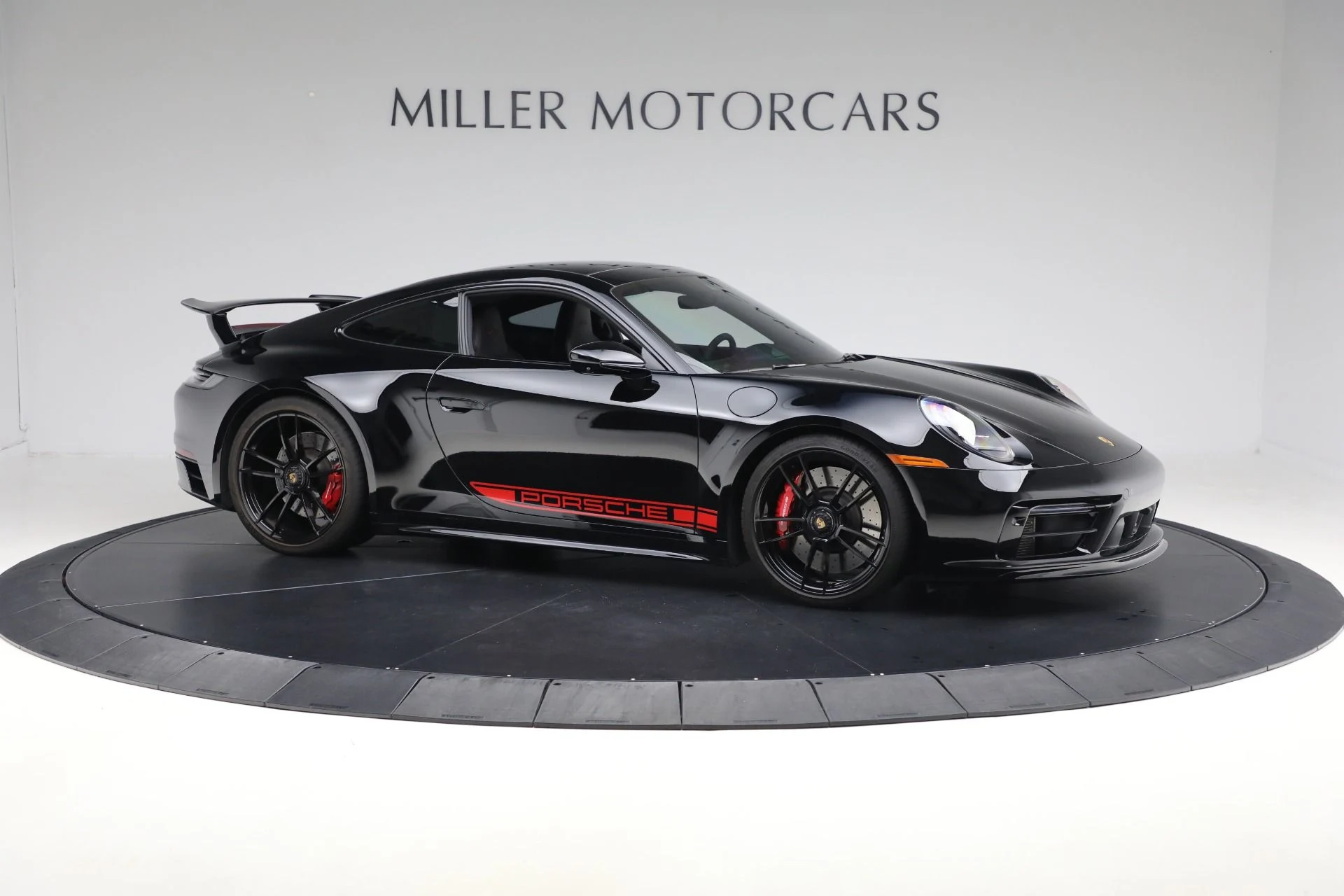 mph009_215618228_Used_2023_Porsche_911_Carrera_GTS_a9bb91e05f