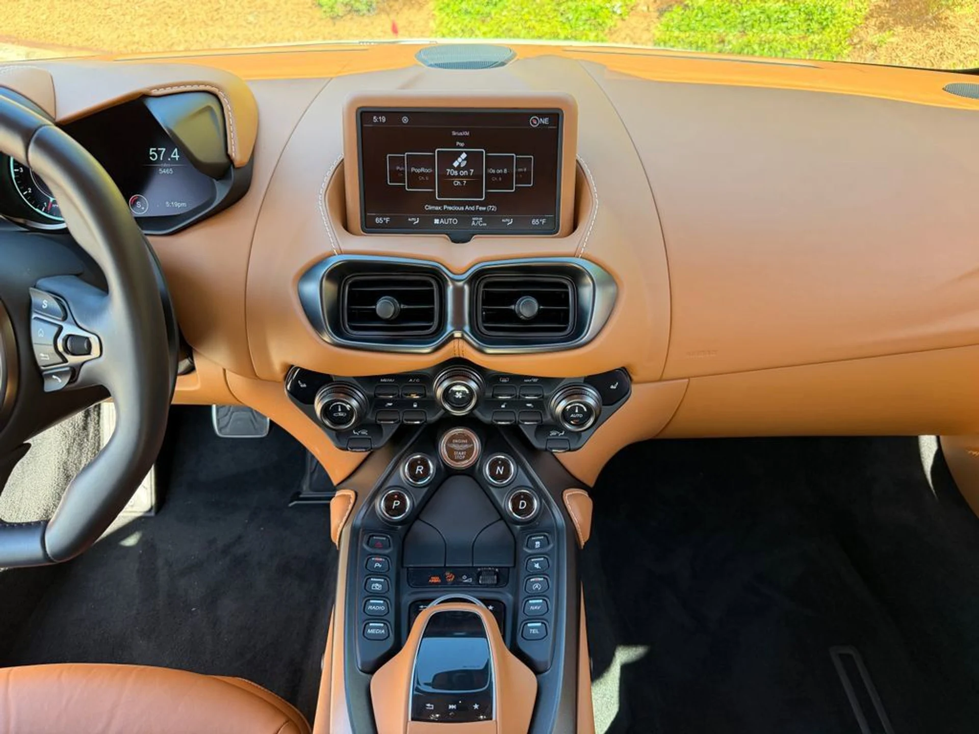 mph009_2156189738_2cc64ab5637841a4a32f457af4f8c9e3_84e120c56a