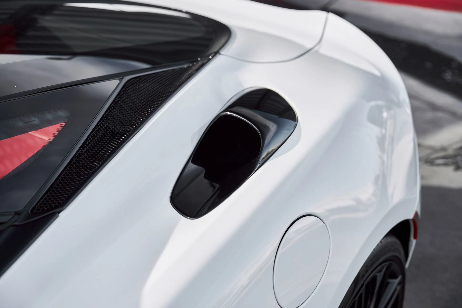 mph009_2158614244_Used_2025_Mc_Laren_GTS_1769482101_9fac8d859e