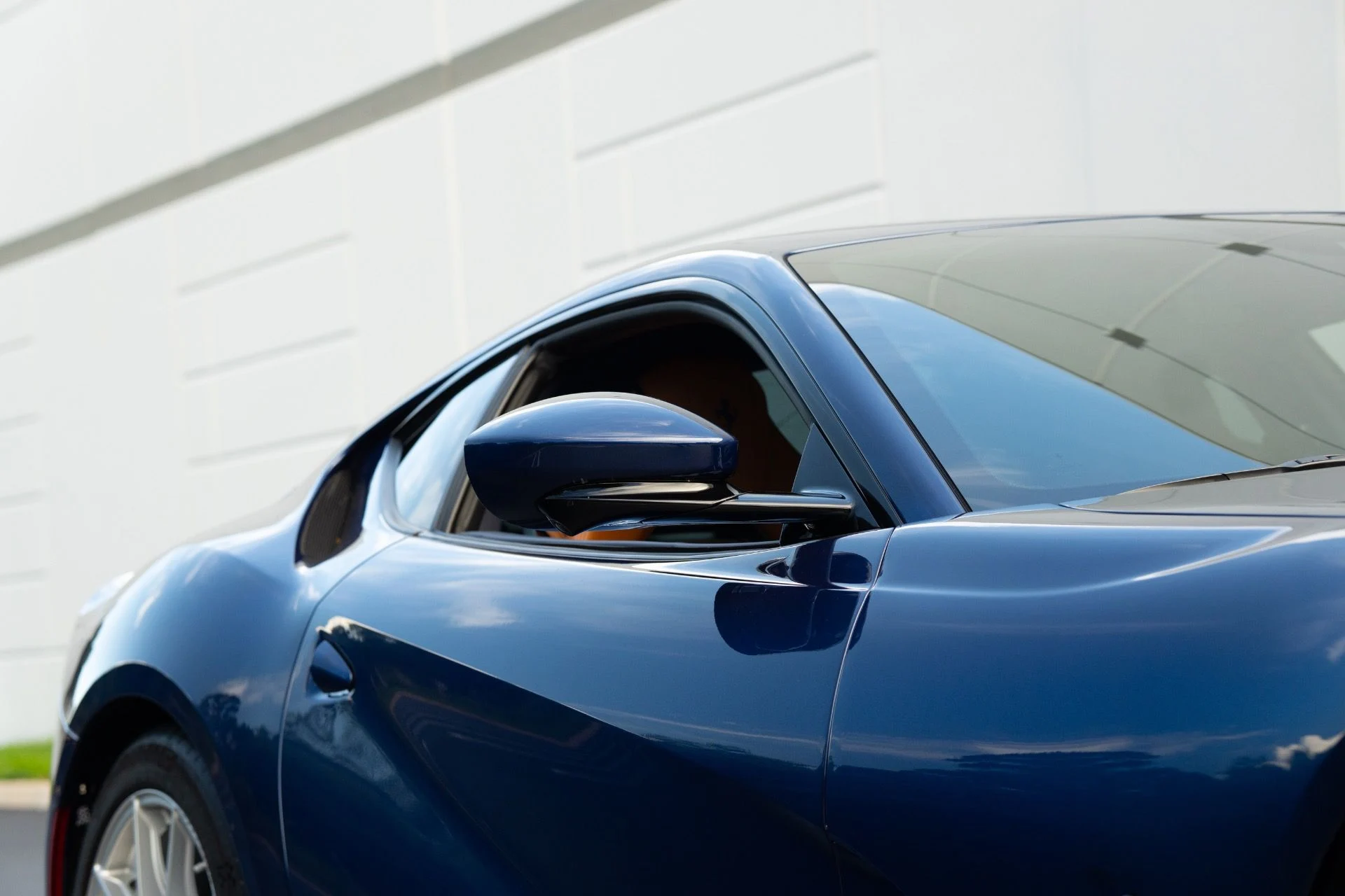 mph009_2160454433_Used_2020_Ferrari_812_Superfast_1758742343_64b8ab436a