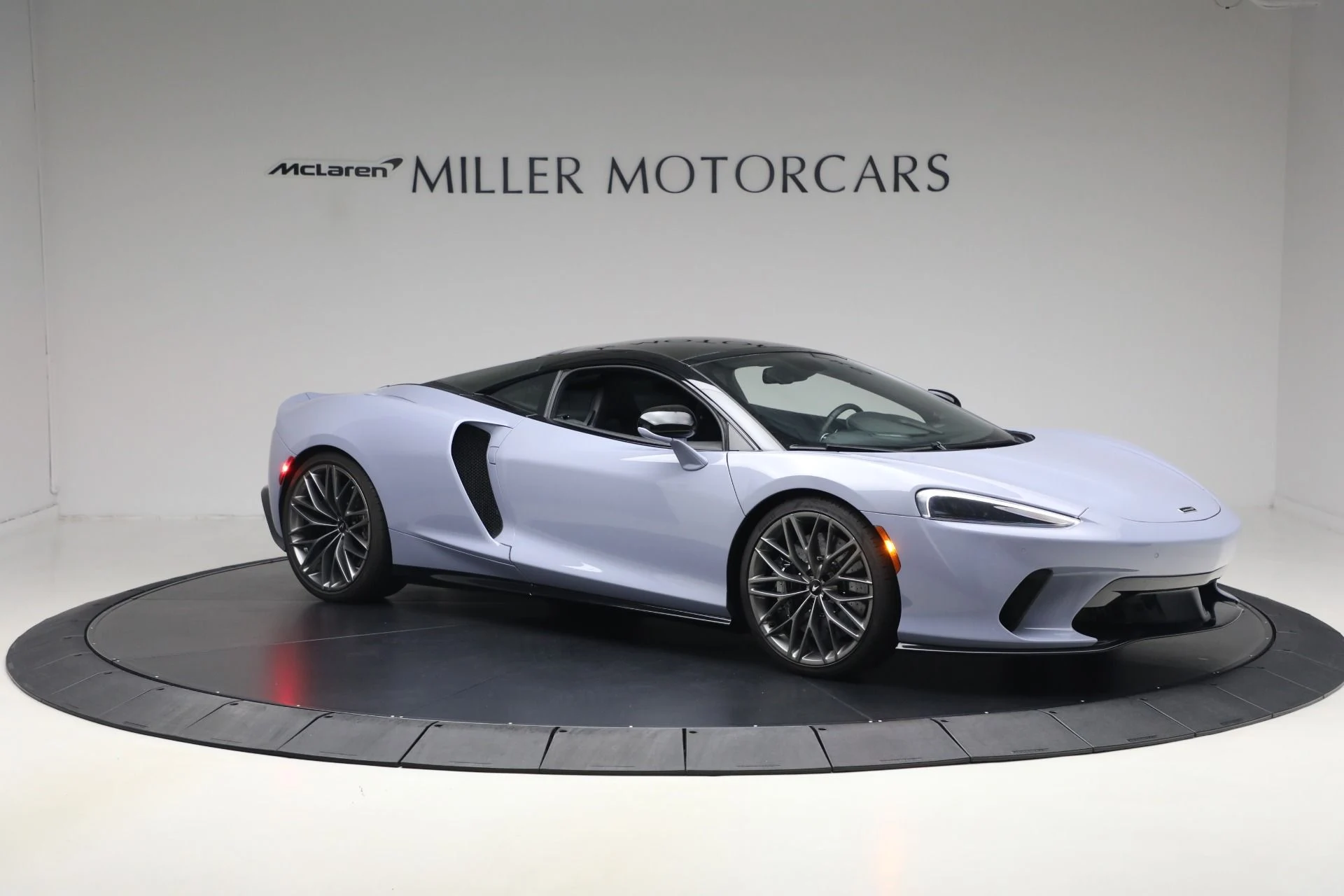 mph009_2164511169_Used_2022_Mc_Laren_GT_Luxe_17fd4bf436