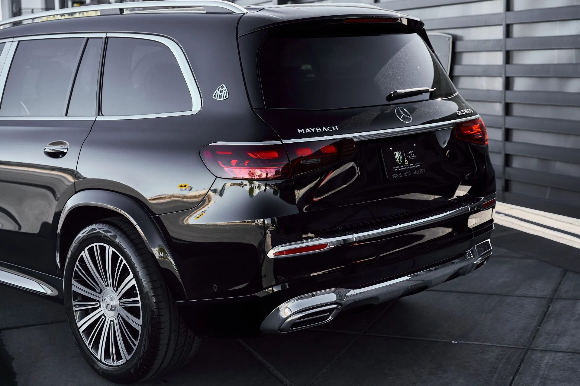 mph009_2167138425_Used_2026_Mercedes_Benz_GLS_Maybach_GLS_600_1772593168_e7e5a3f969