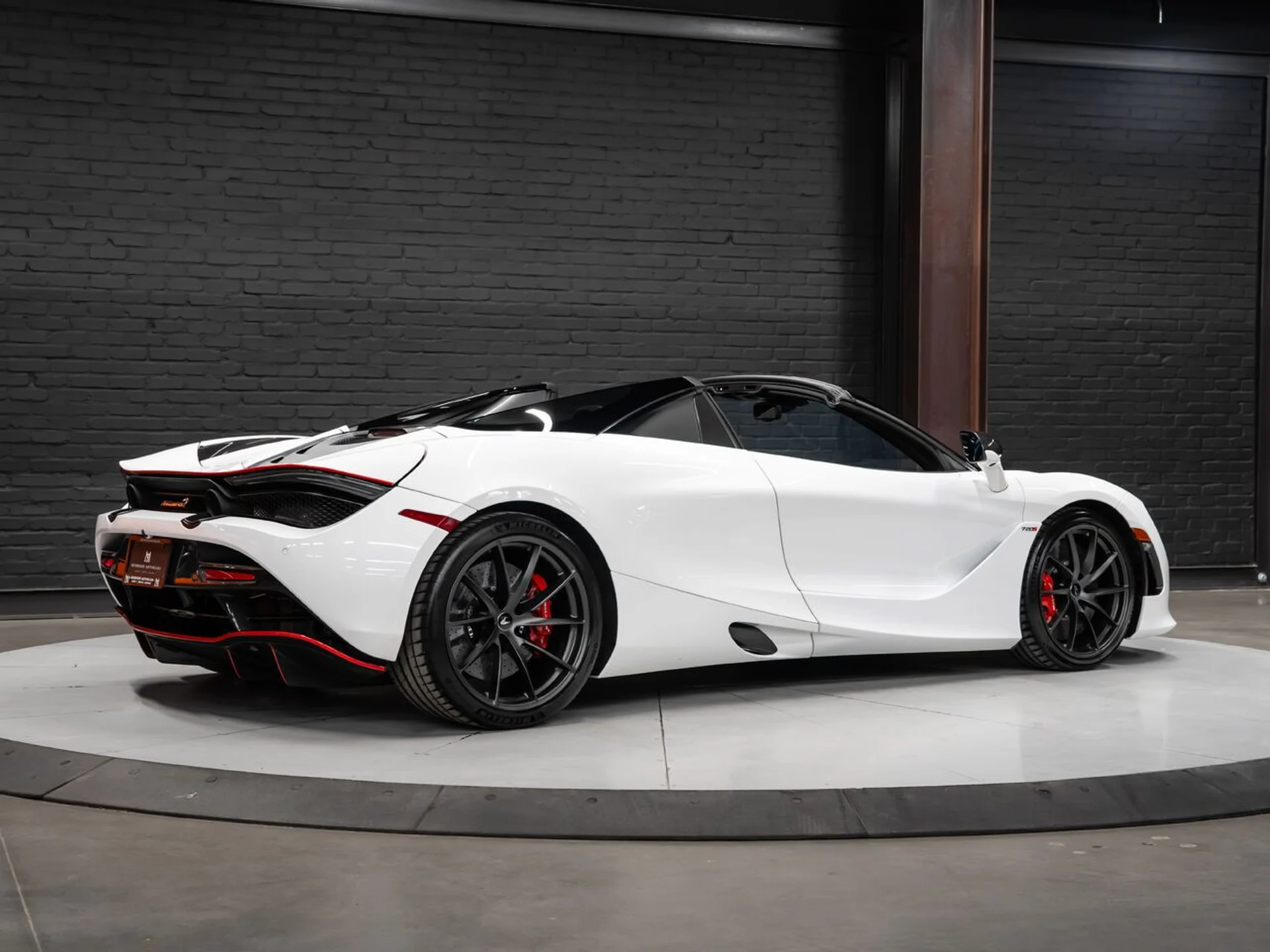 mph009_2169149022_mclaren_720s_2019_46c7d75370