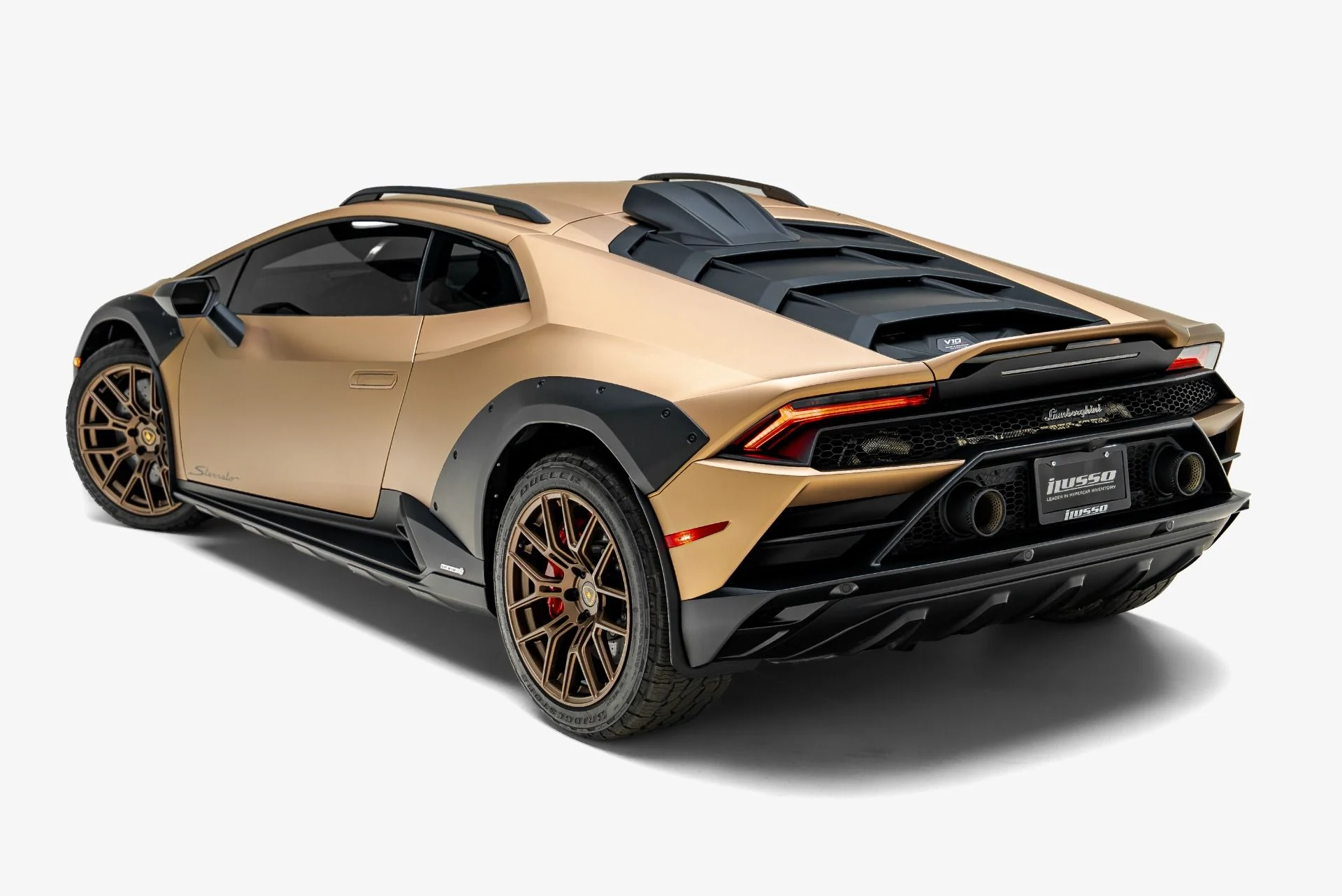 mph009_2178704016_Used_2024_Lamborghini_Huracan_Sterrato_1786041488_7d5de977a9