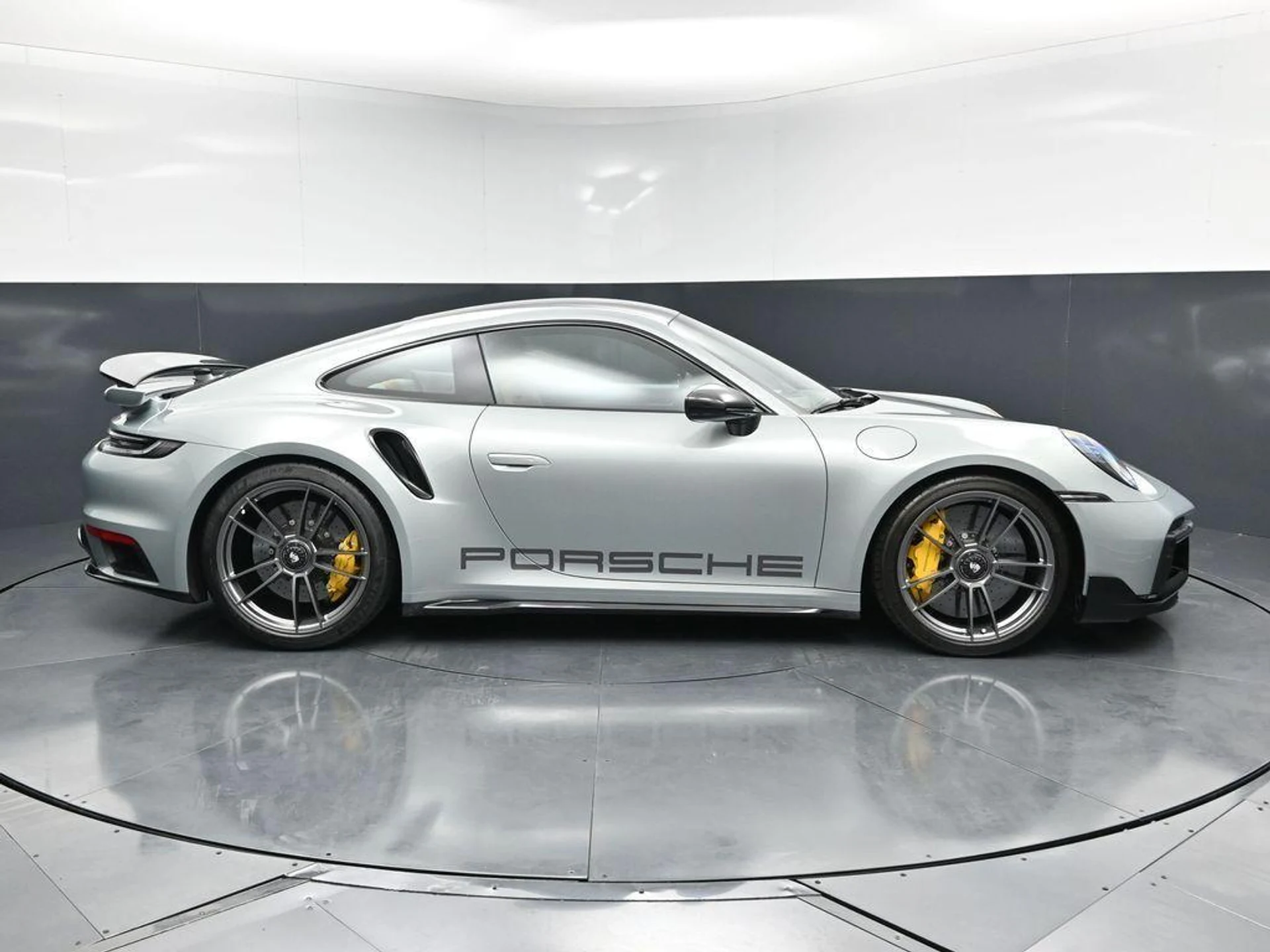 mph009_2178853328_s_X9_VKX_Yf_FG_1_Osl_Hr_Eadkl6_a_BAM_78c036cb8d