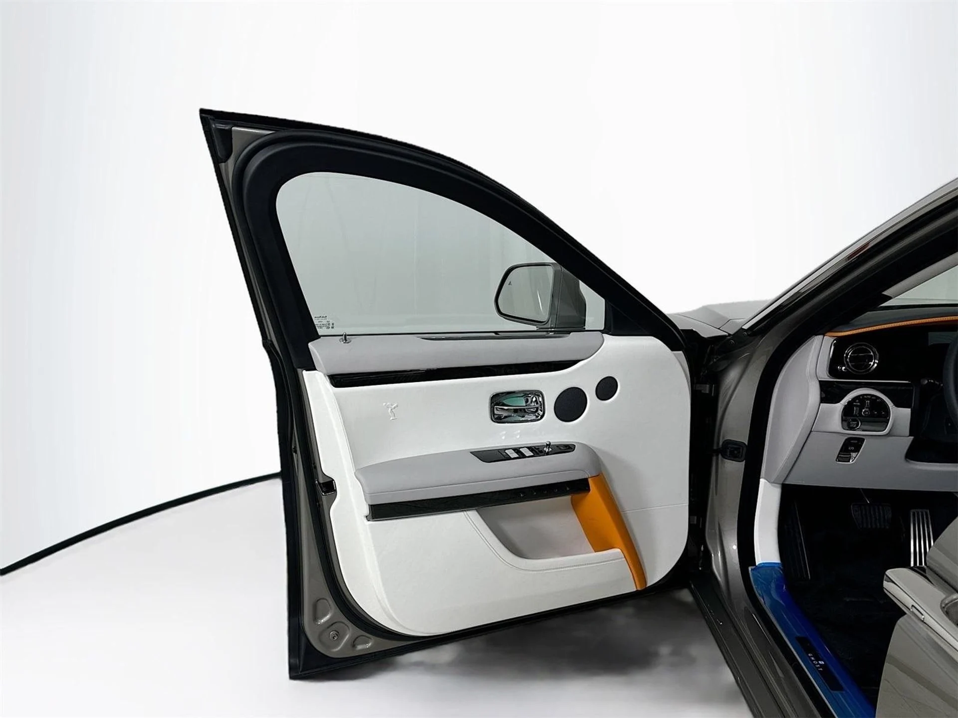 mph009_2180474211_e3bf729aa9c981f3fa20f9af75971f70x_e13c23c840