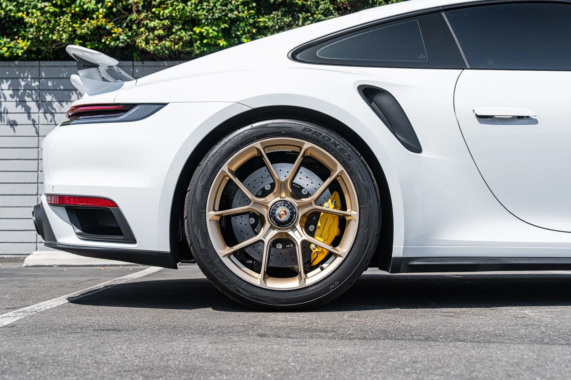 mph009_2184492012_Used_2022_Porsche_911_Turbo_S_1755025958_19b4f02e05