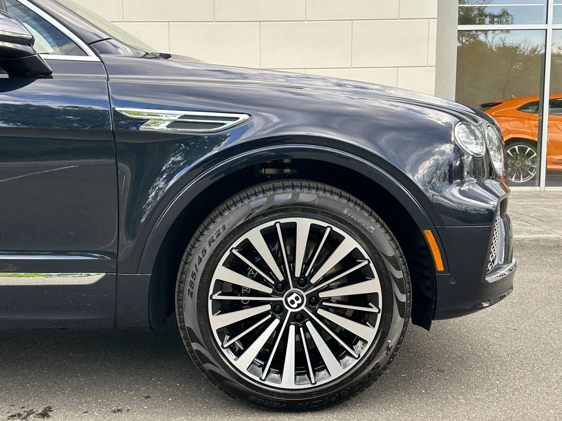 mph009_2185959067_Used_2026_Bentley_Bentayga_V8_1786136511_d79b6048f2