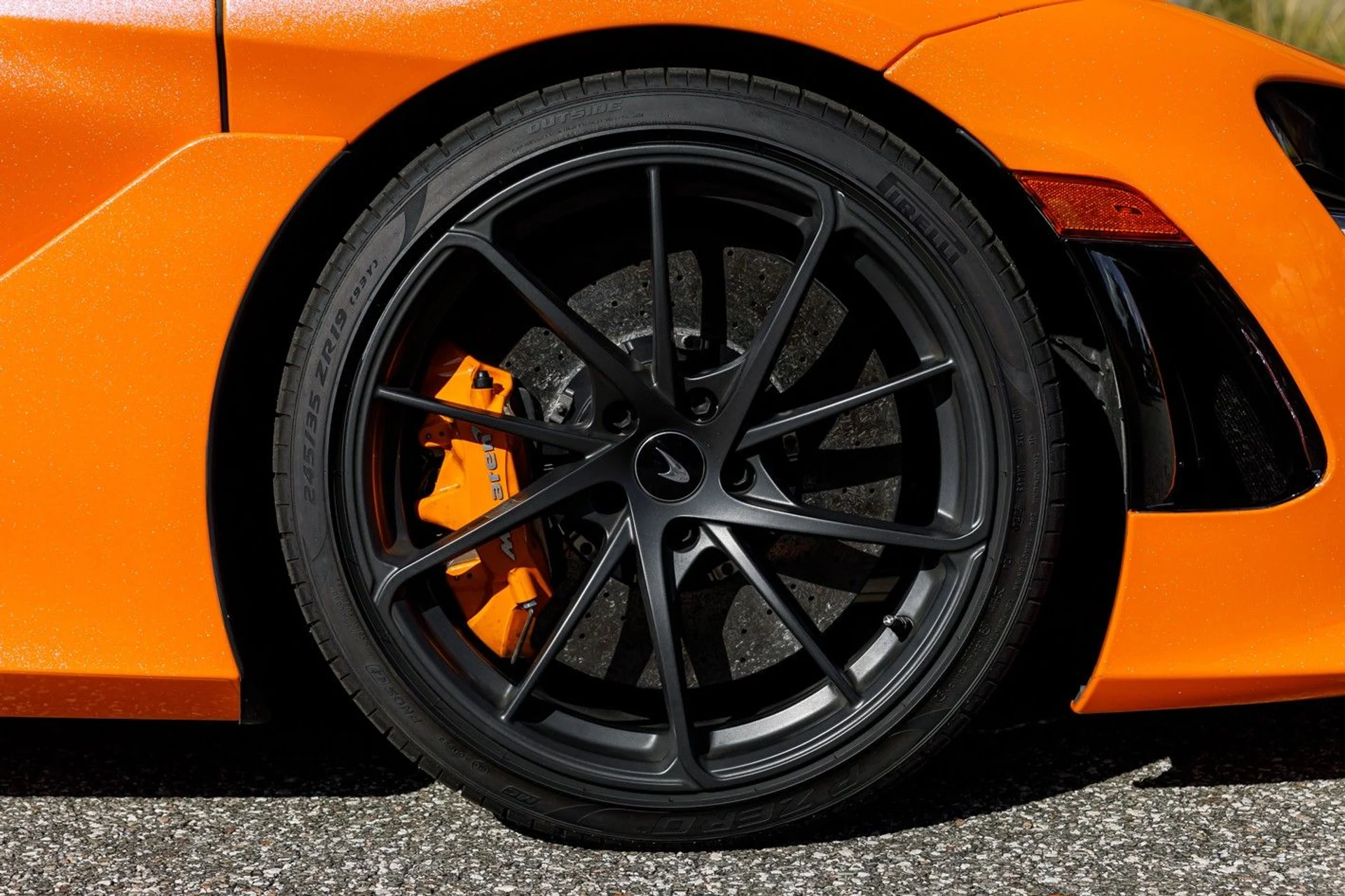 mph009_2186417691_515_p10_l_78d0e9f11f