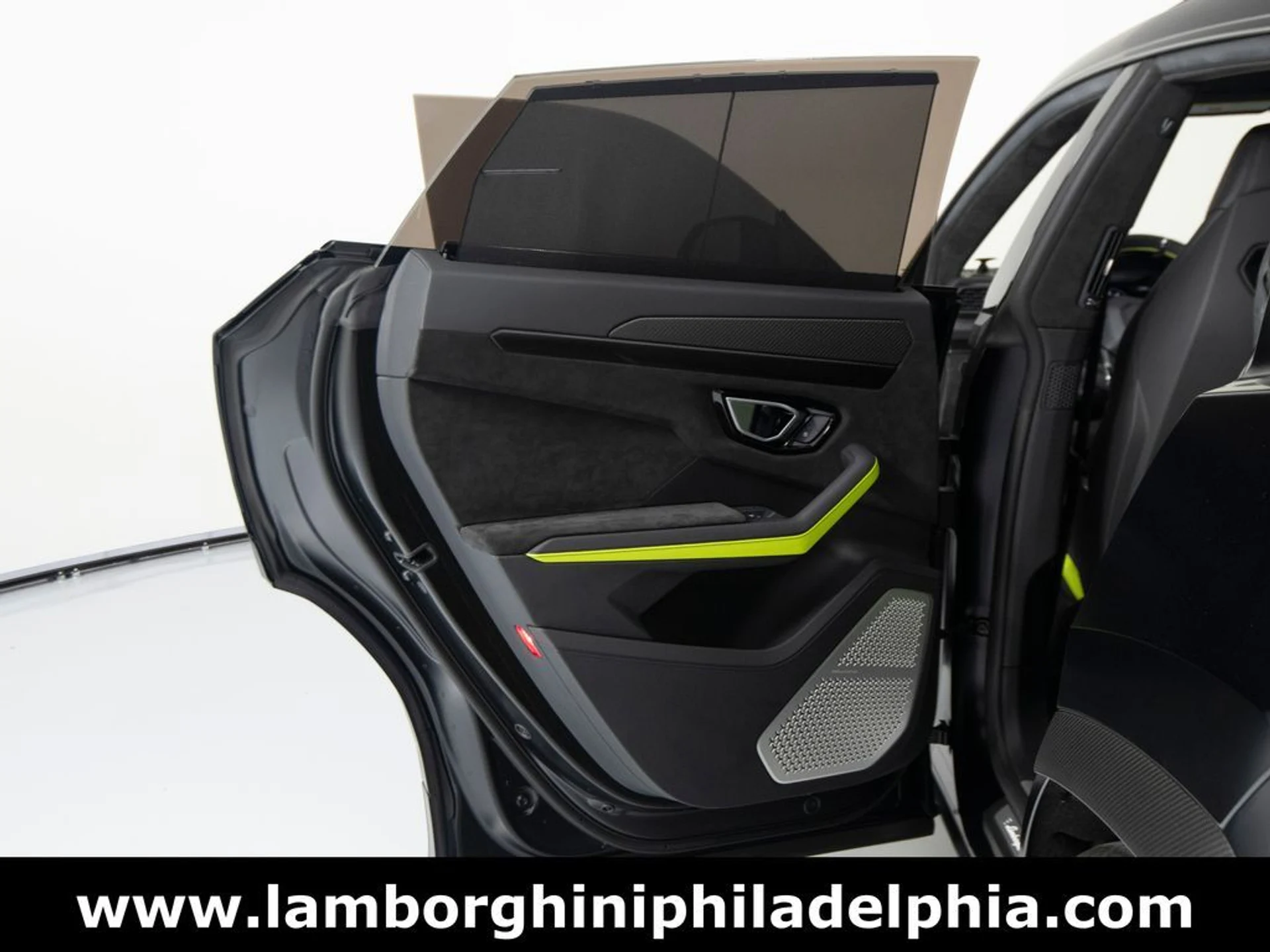 mph009_2187434051_61a7ec695fc5bbd6c67868f7cfc99551x_987af59824