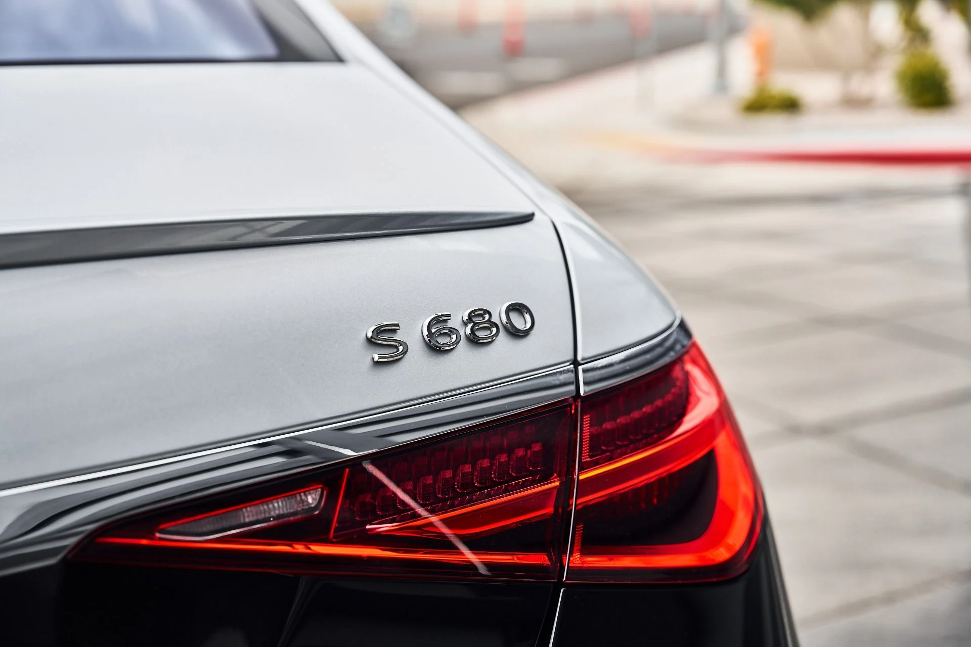 mph009_2192980215_Used_2025_Mercedes_Benz_S_Class_Maybach_S_680_1786649953_25c78bda23